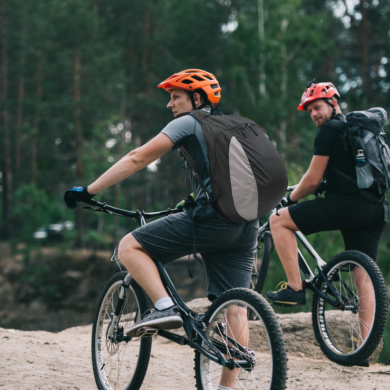 Sac à Dos Pour Casque De Moto IntéGral éLé Pour Casque Moto,Sac à Dos éTanche Pour Sport 24 L,Polyvalent,Sac Rangement LéGer Pour EntraîNement,RandonnéE Voyage
