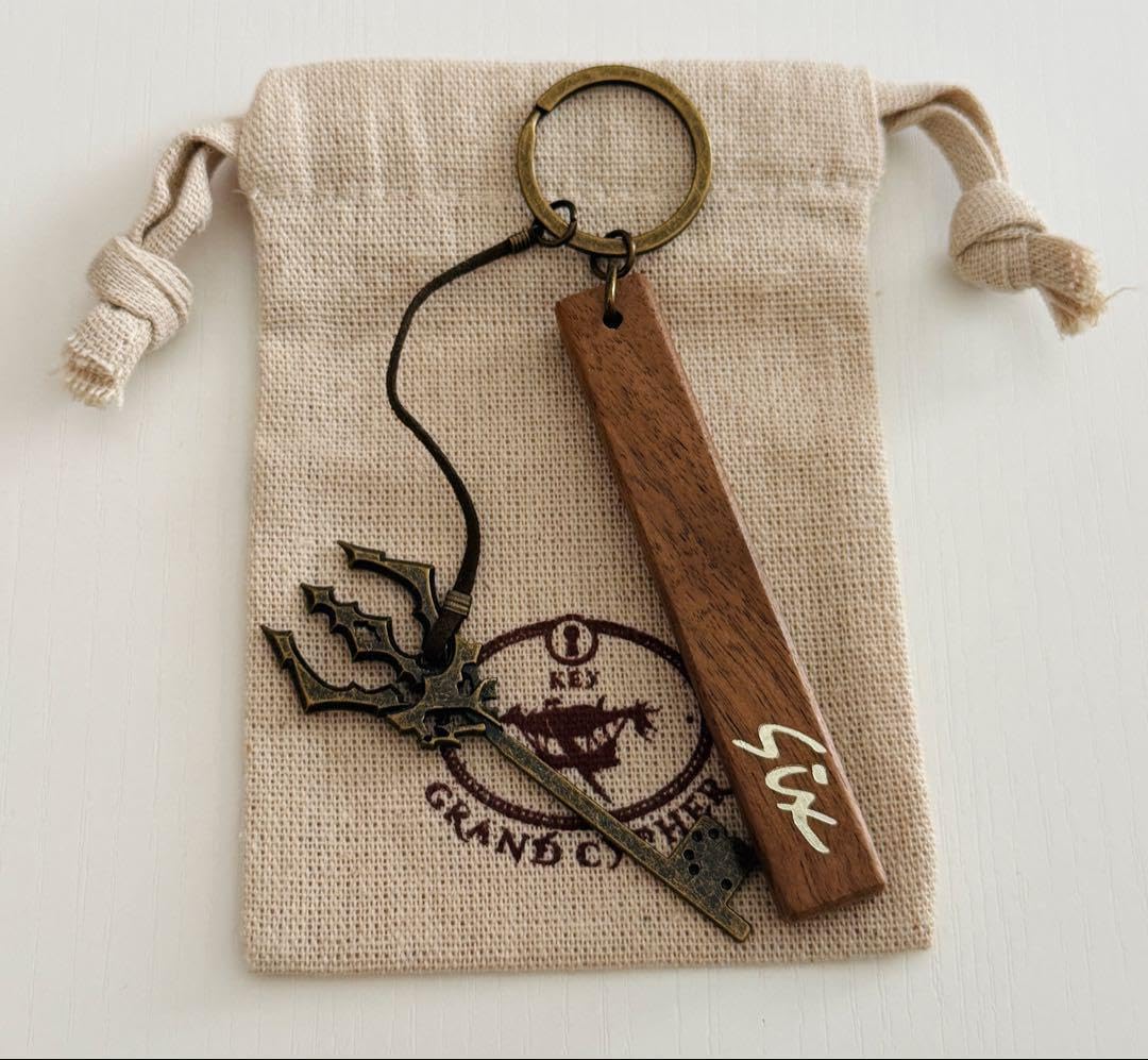 ヨルシカ ルームキーホルダー 赤 神戸 9/7 ルーム キー キーホルダー