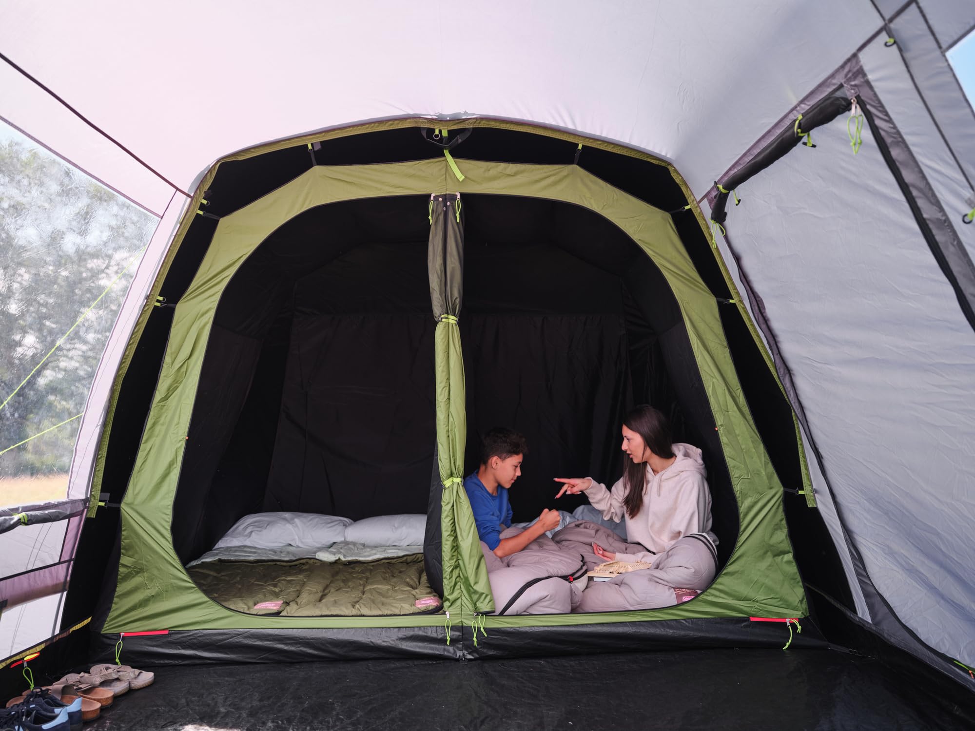 Coleman Tienda Fastpitch Victoria Falls 4 Blackout| Montaje rápido en 2 Minutos| Dormitorio oscurecido|Tienda Familiar compacta para 4 Personas |Tienda para Festivales y Camping |Impermeable 4500 mm
