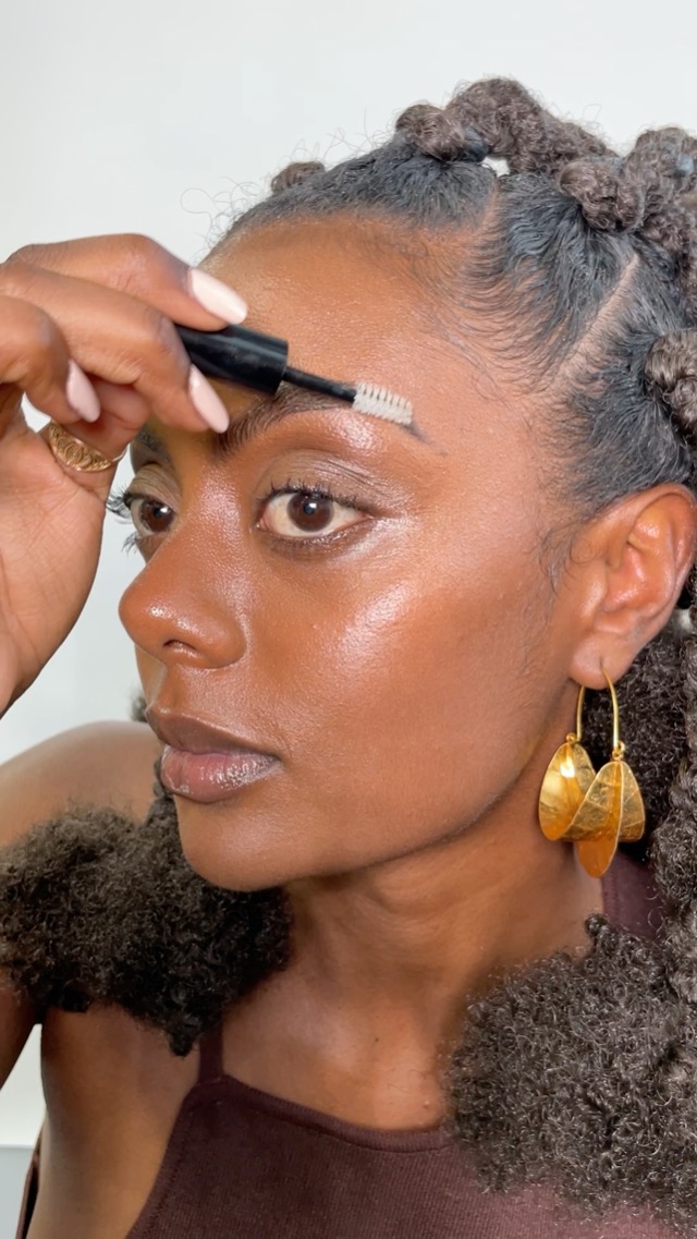 Amazon.com : Ami Colé Ultra-Flex Clear Eyebrow Shaping Gel Makeup