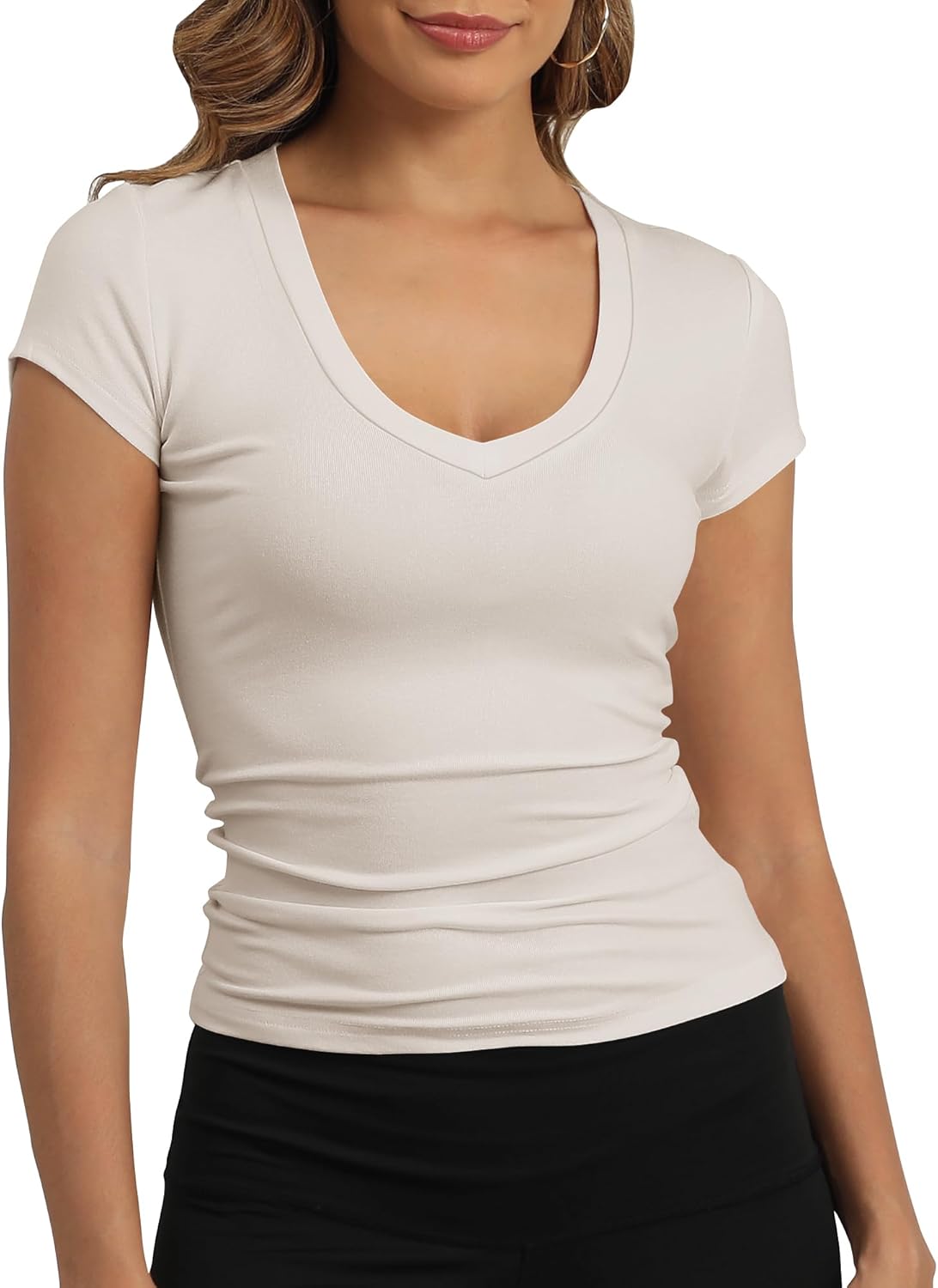 GEMBERA Womens’ Stretchy V Neck Short Sleeve Gym Workout Form Fitted Casual Basic Top T-Shirt