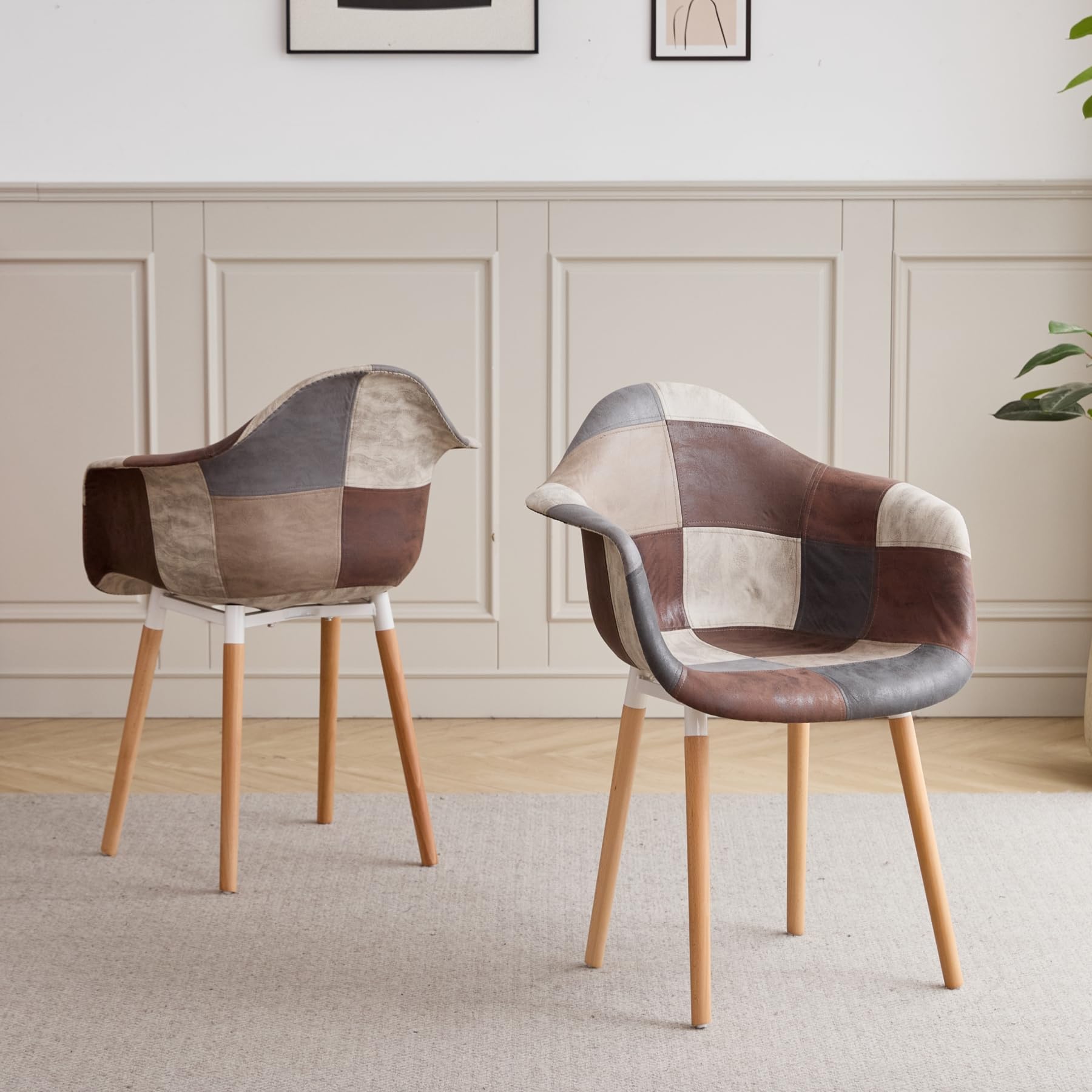 GrandCA HOME 4er-Set Esszimmerstühle, nordische Küchenstühle, gepolsterte Stühle mit Armlehne aus Patchwork-Stoff, Moderne Sessel mit Beinen aus Buchenholz, Braun+Grau
