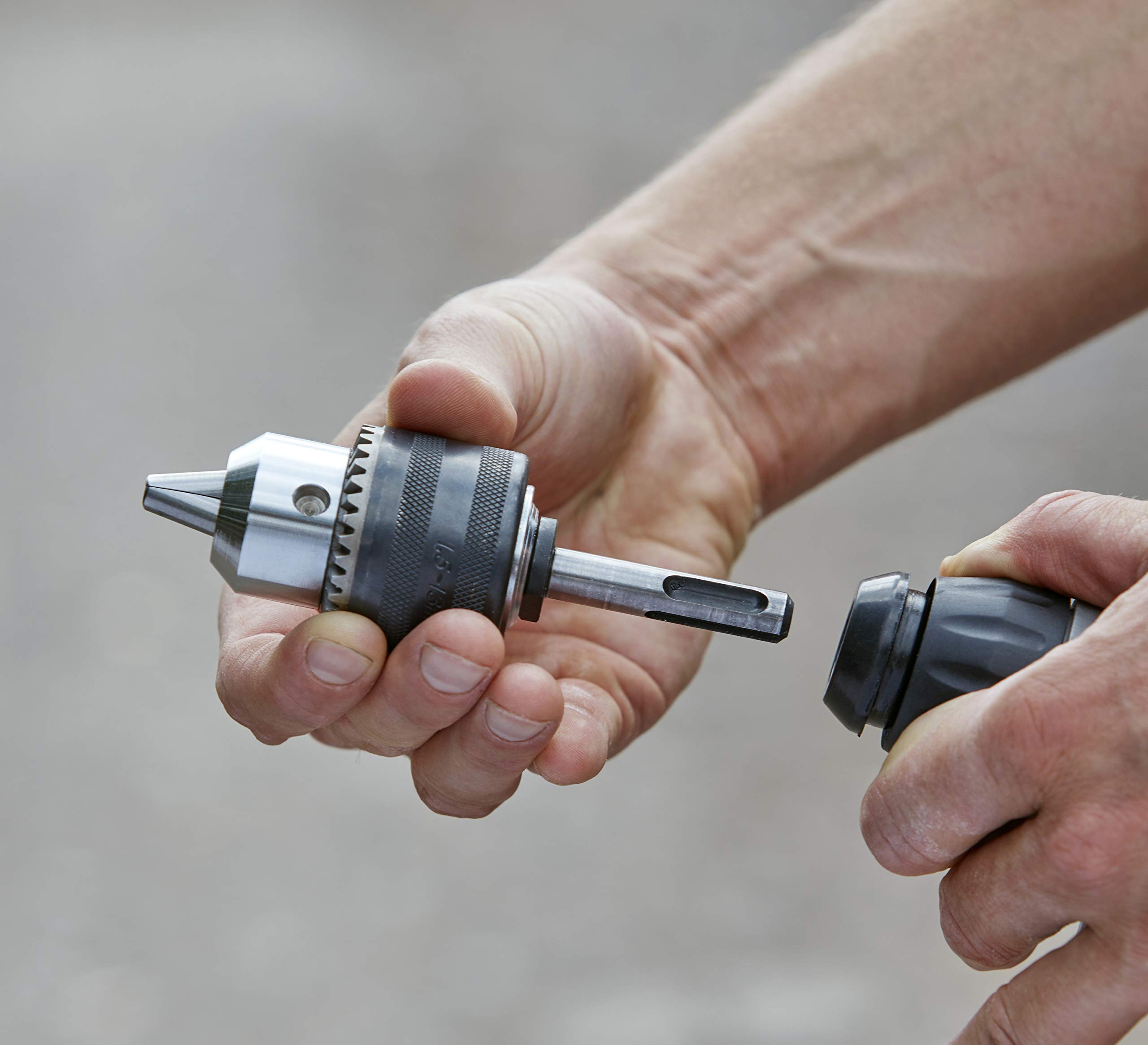 BLACK & DECKER Solidny Młotek sds-Plus 18v 3 modos 1,2j, velocidad 0-1.880 rpm, impactos 0-6.650 ipm. incluye 2 akumulators 2,5ah litio, ładowarka 1a, adapter do wiertło dla podróżujących 18v 13mm