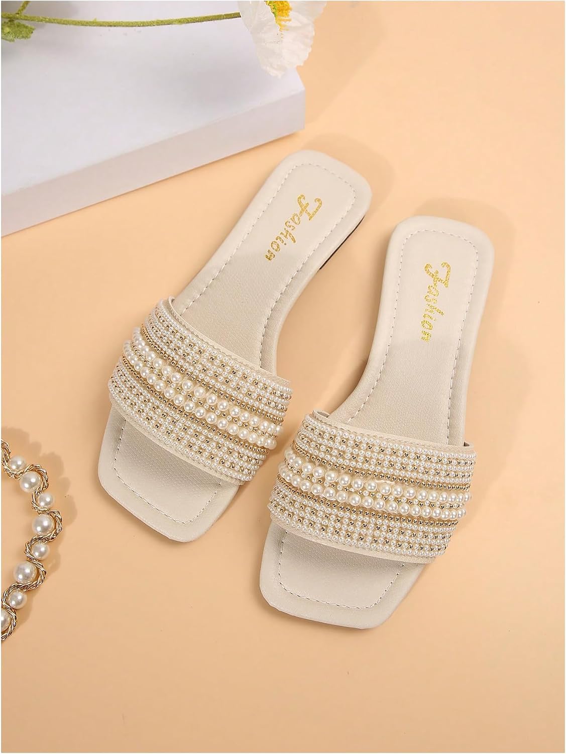 Verdusa Women's Boho Pearls Flat Sandals Beach Vacation Square Open Toe Slip on Slides