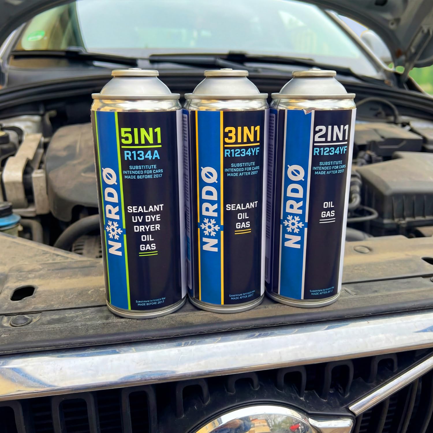 Nordo - 5in1 R1234yf XL + Schlauch + YF-Adapter für Auto Klimaanlage mit Öl, Dichtungsmittel, UV-Farbstoff, Trocknungsmittel – Schnelle Anwendung – Schützt den Kompressor – 2x235 g