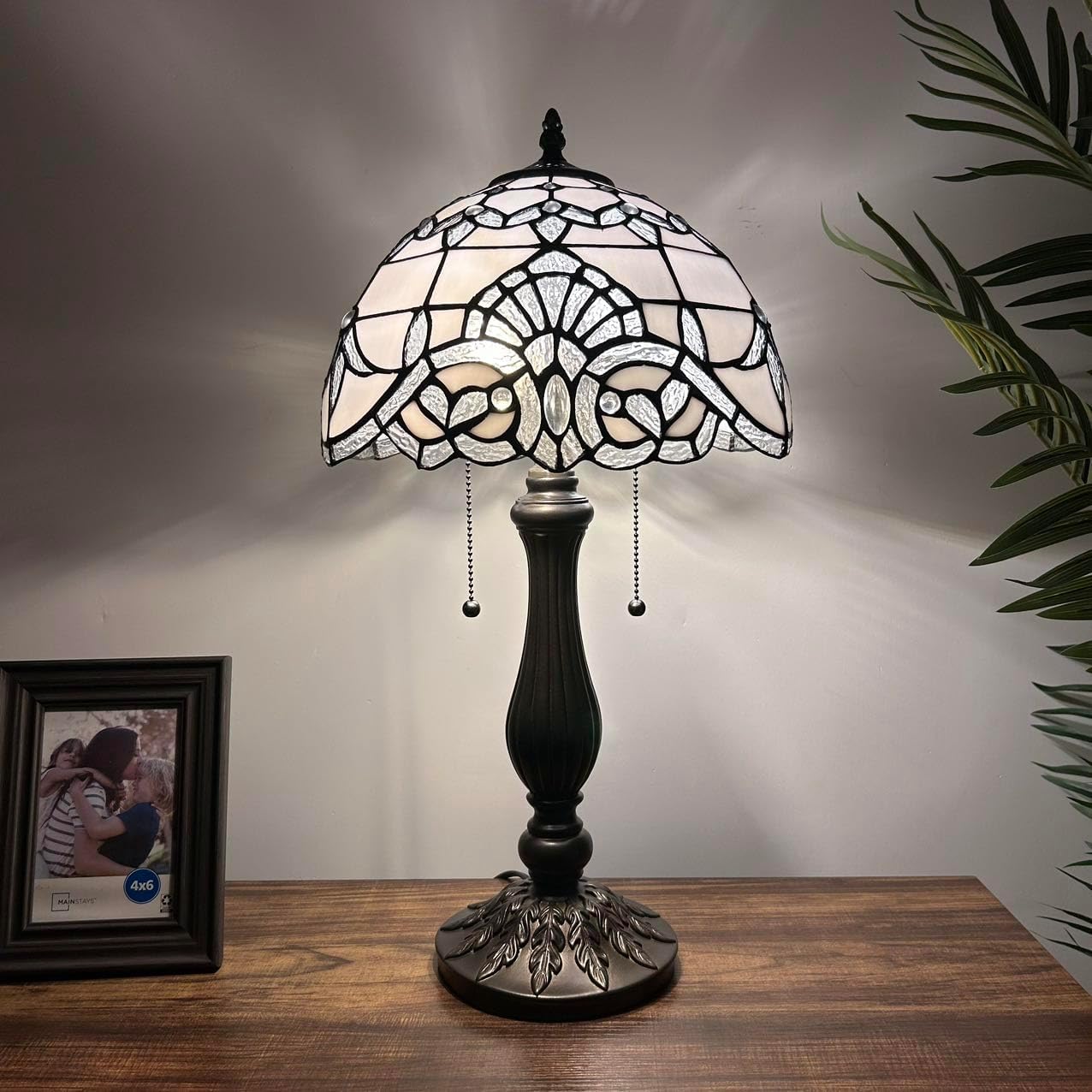 Stained Glass Table Lamp White Baroque Style Metal Base Bedroom LED Bulbs Included for Living Room 12" W*12" D*22" H