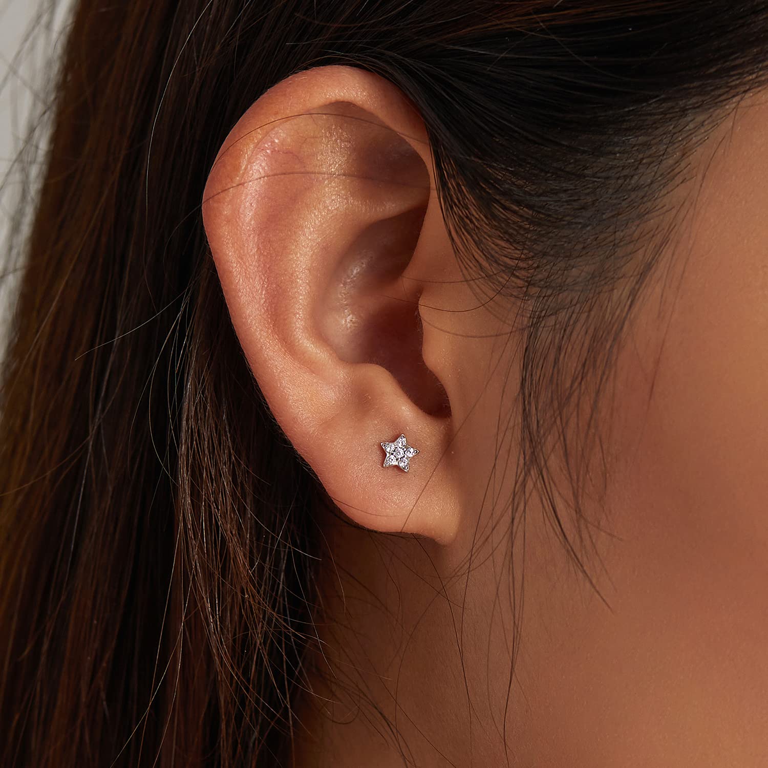 Orecchini minimalisti a forma di stella, in argento Sterling 925, leggeri, comodi per tutti i giorni
