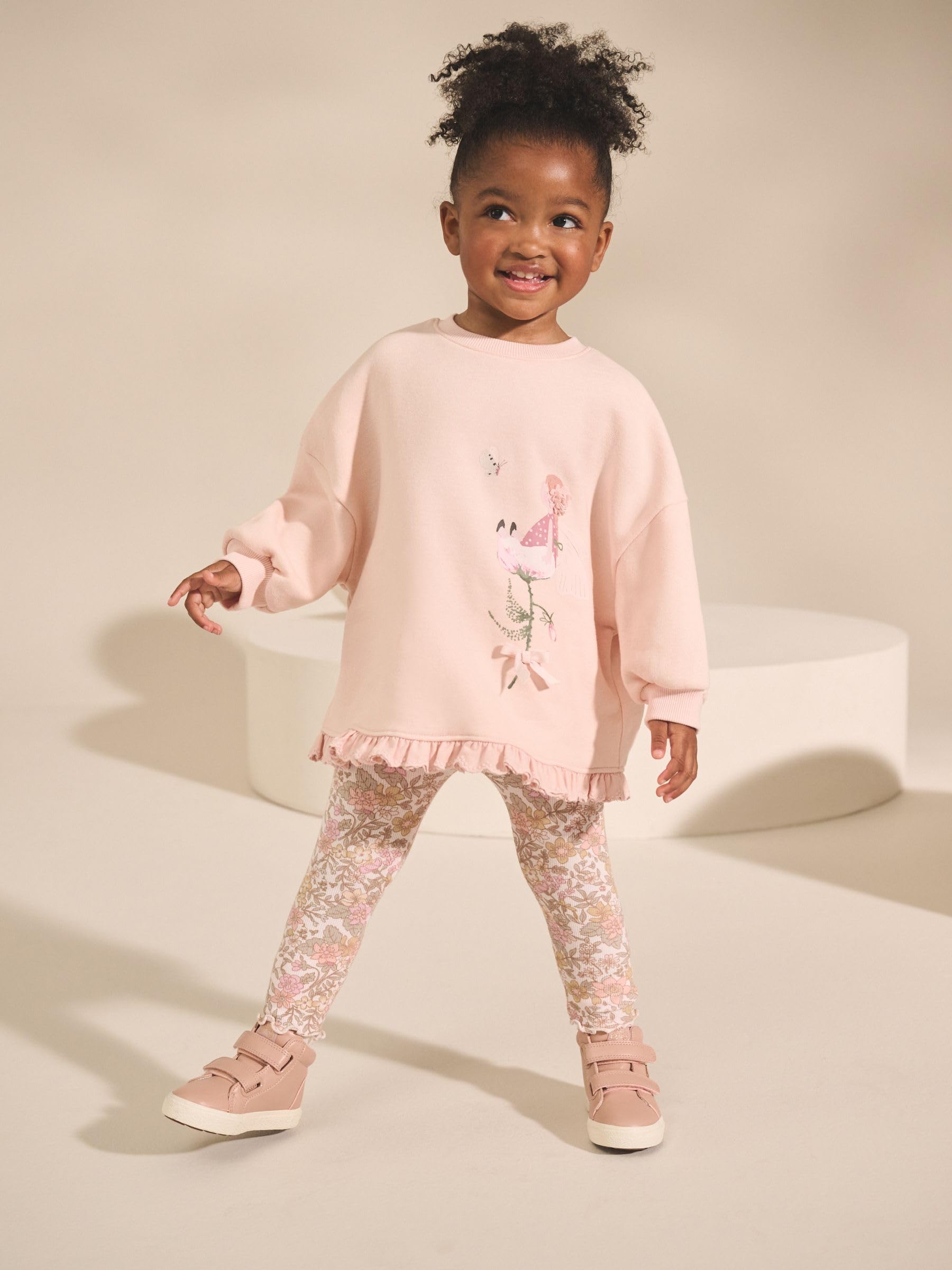 NEXT Niñas Conjunto de sudadera con volantes en el bajo y leggings