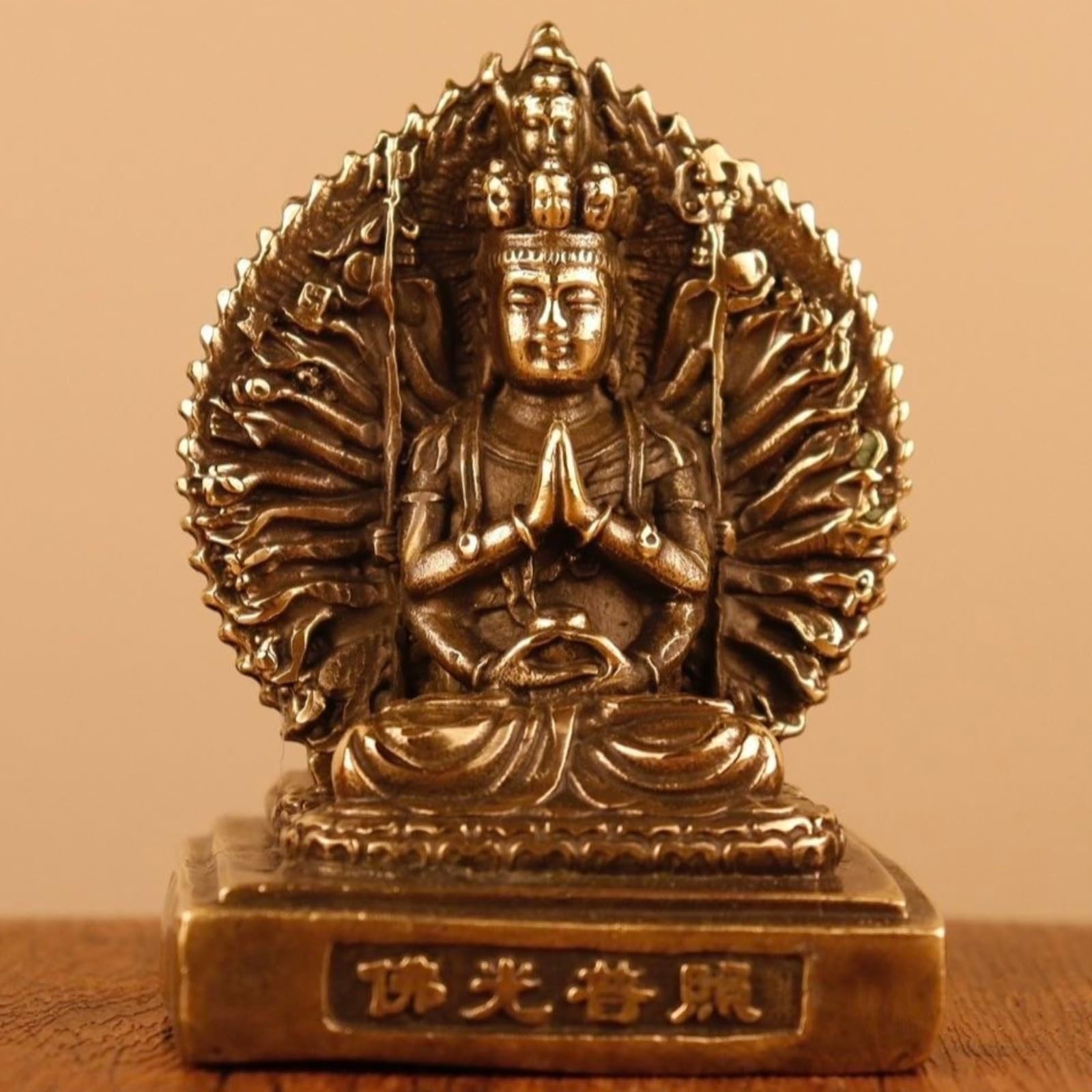 Statue de Bouddha Guanyin aux mille mains 10 cm | Statuette Guanyin Bodhisattva table