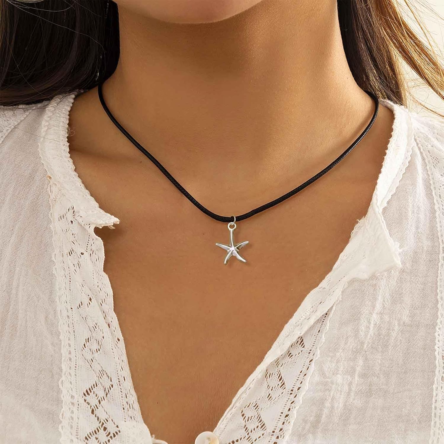 Boho Leather Choker Gothic Leather Cord Necklace Silver Starfish Collar Vintage Black Suede Necklace Short Collarbone Chain Sea Star Clavicle for Women - Image 2