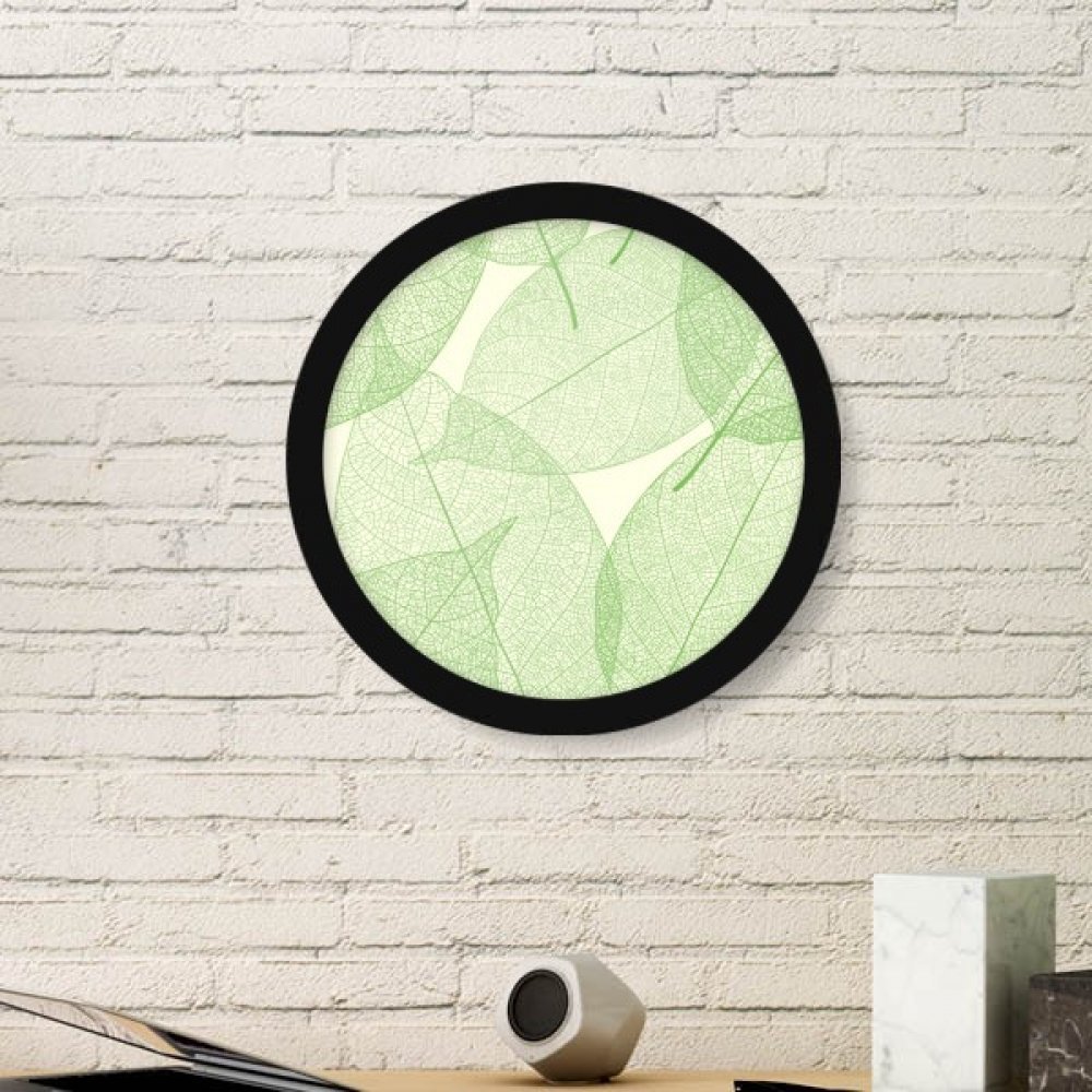 Motif feuilles vert blanc pour rafraîchir un mur blanc de chambre