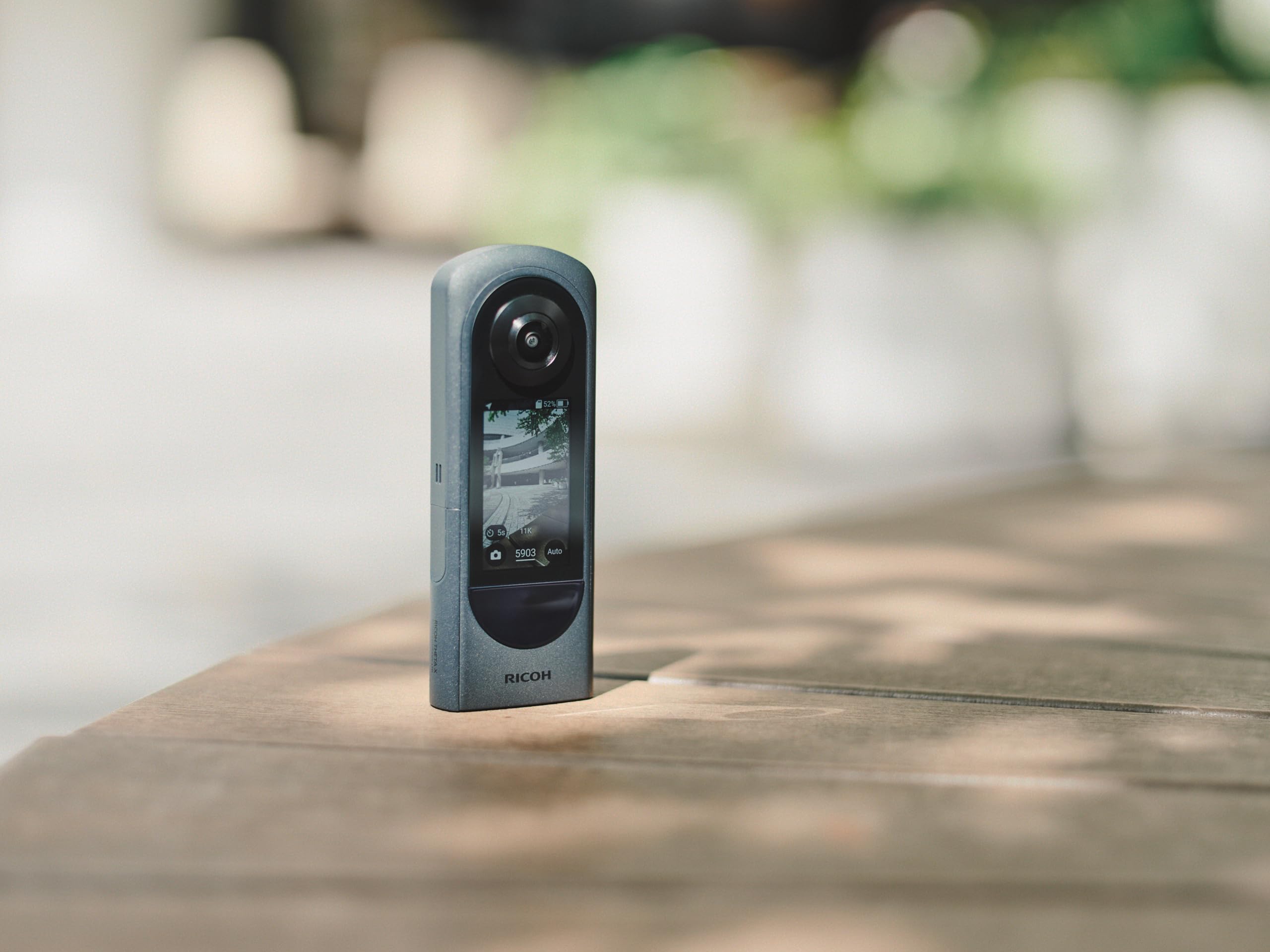 Ricoh Cámara 360 Grados Theta X (2023), Imagen de Alta resolución de Aproximadamente 60 M, 5.7K 360, Pantalla táctil, Batería Intercambiable, Tarjeta de Memoria Externa