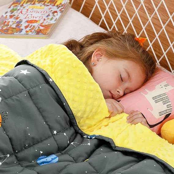 Uttermara Weighted Blanket 3 lbs, Ultra Cozy Minky Weighted Blankets with Cartoon Patterns, Heavy Blanket Great for Calming and Sleeping, 36x48 inches, Grey Space