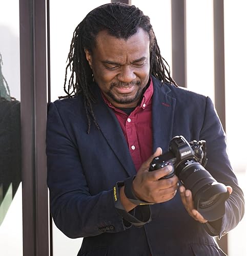 Miniatura 7 de Nikon Z8 Professional Full Frame Mirrorless 8K Video & Stills Hybrid FX Cuerpo de cámara 1695 Bundle con bolsa de fotografía Deco Gear + micrófono +