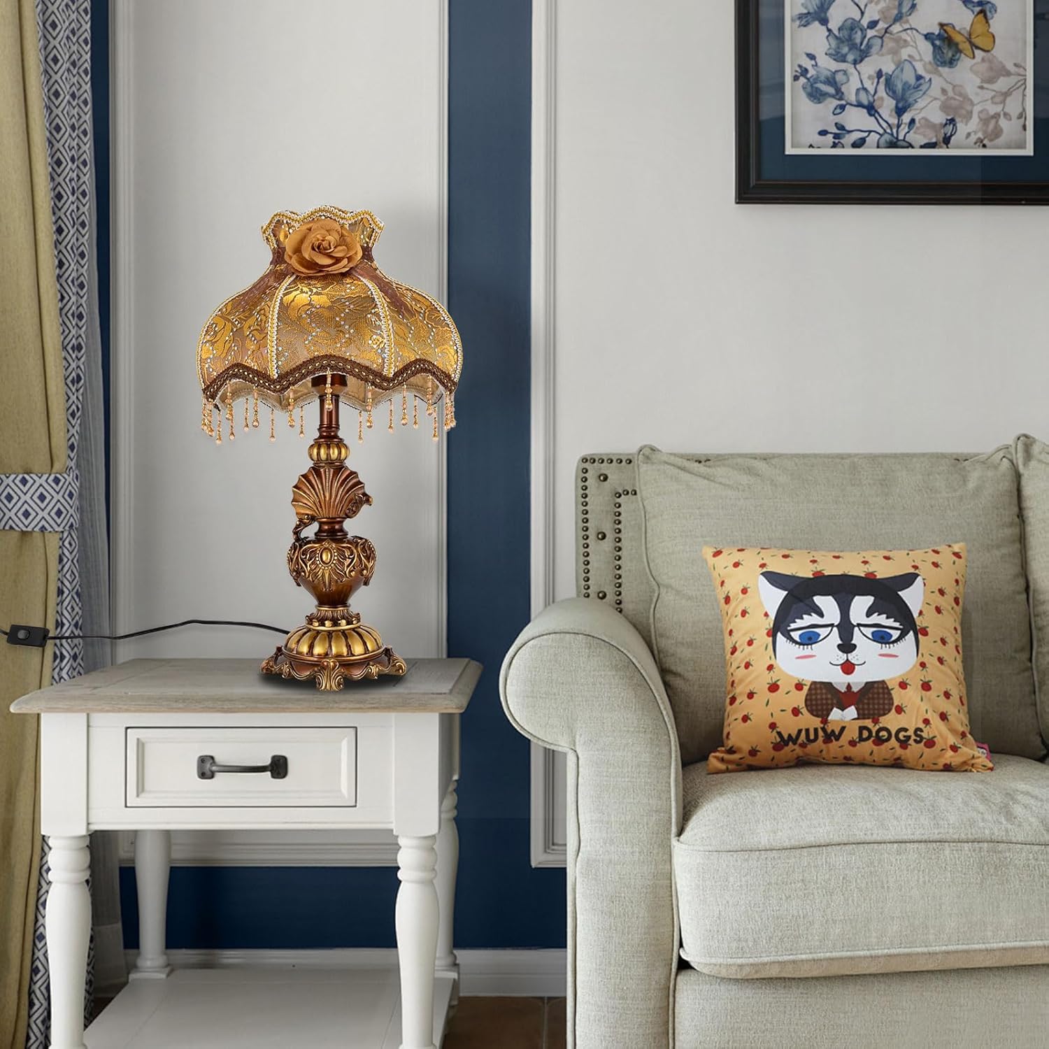 Table Lamp European Style Victorian Desk Bedside Lamp with Pendant & Antique Gold Base, Retro Decor Nightstand Reading Light for Living Room Bedroom Office Study Room