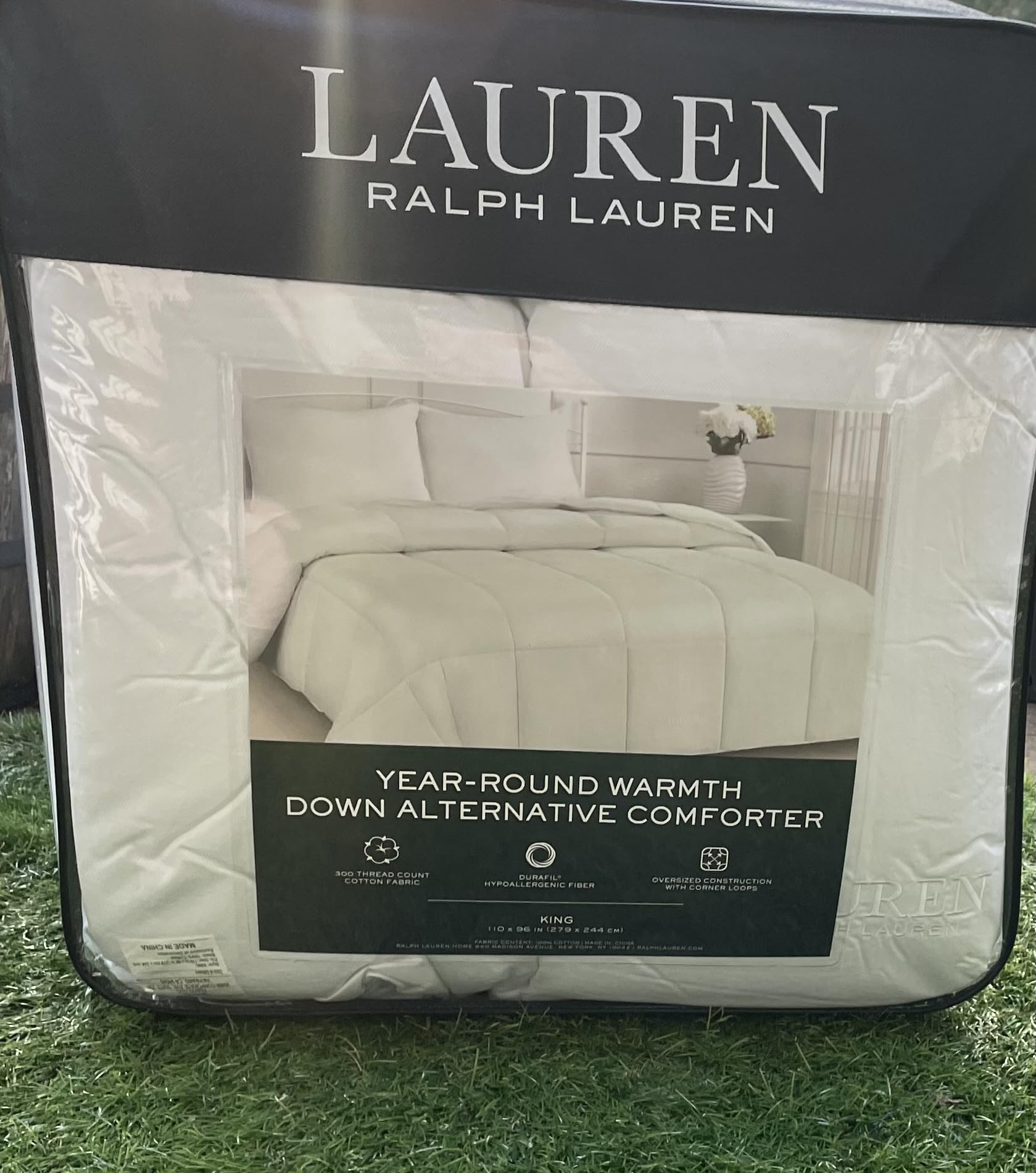 Luxury Master Bedroom Essentials Down Alternative Comforter-All Season Reversible White Lightweight Lite Loft Comforter (King)