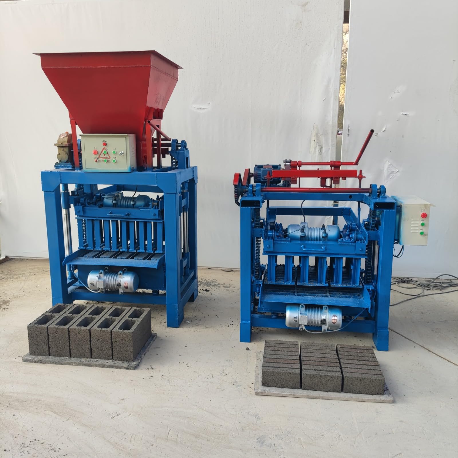 Fabricante de bloques de hormigón de núcleo hueco para constructores y renovaciones de viviendas