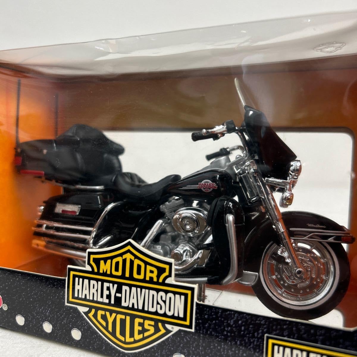 Amazon | Maisto 1/18 HARLEY DAVIDSON 2005 FLHTCUI Ultra Classic