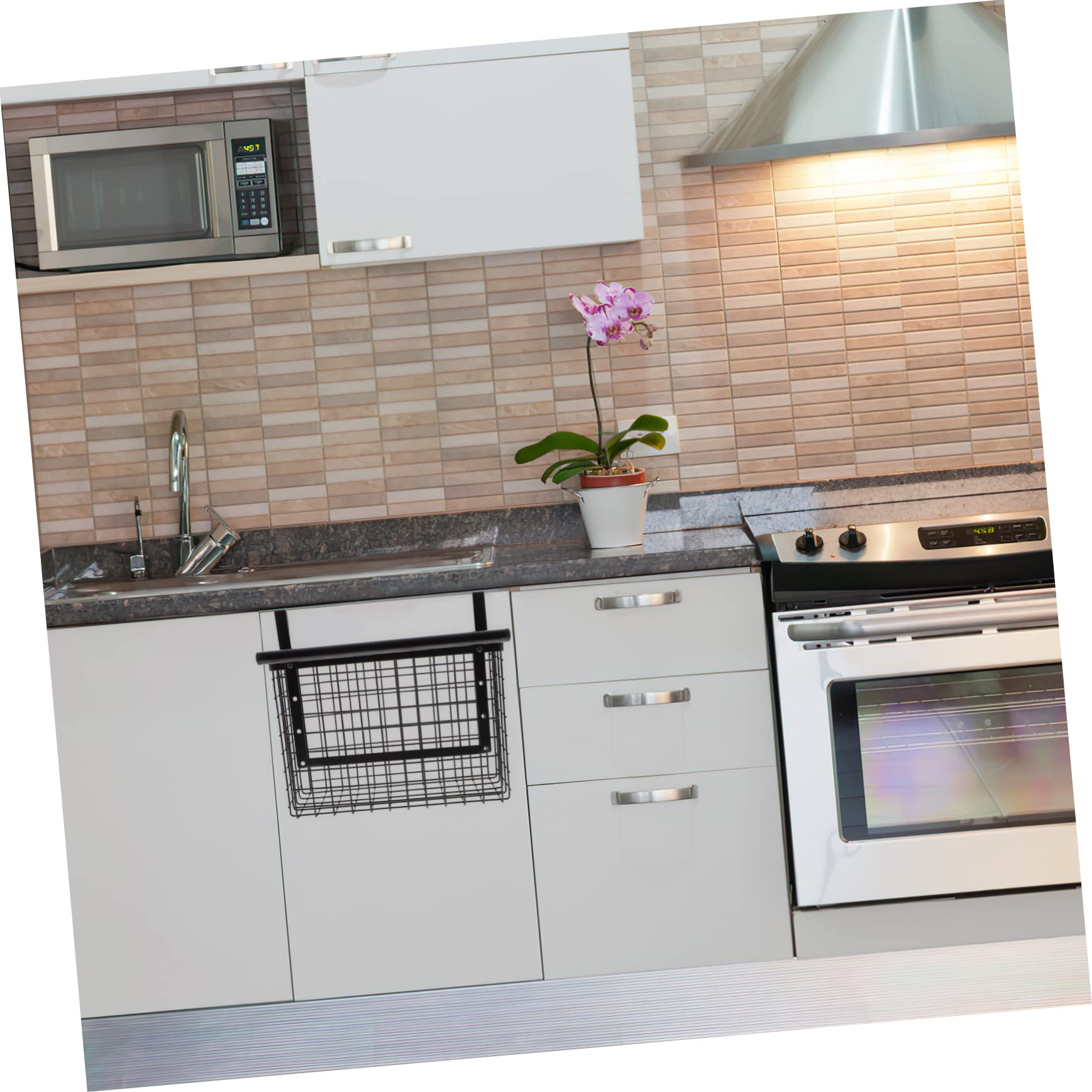 LIFKOME Cesta Colgante para Gabinete de Acero al Carbono Negra | Organizador de Verduras y Condimentos para Cocina, Montaje en Puerta Interior, Ahorro de Espacio