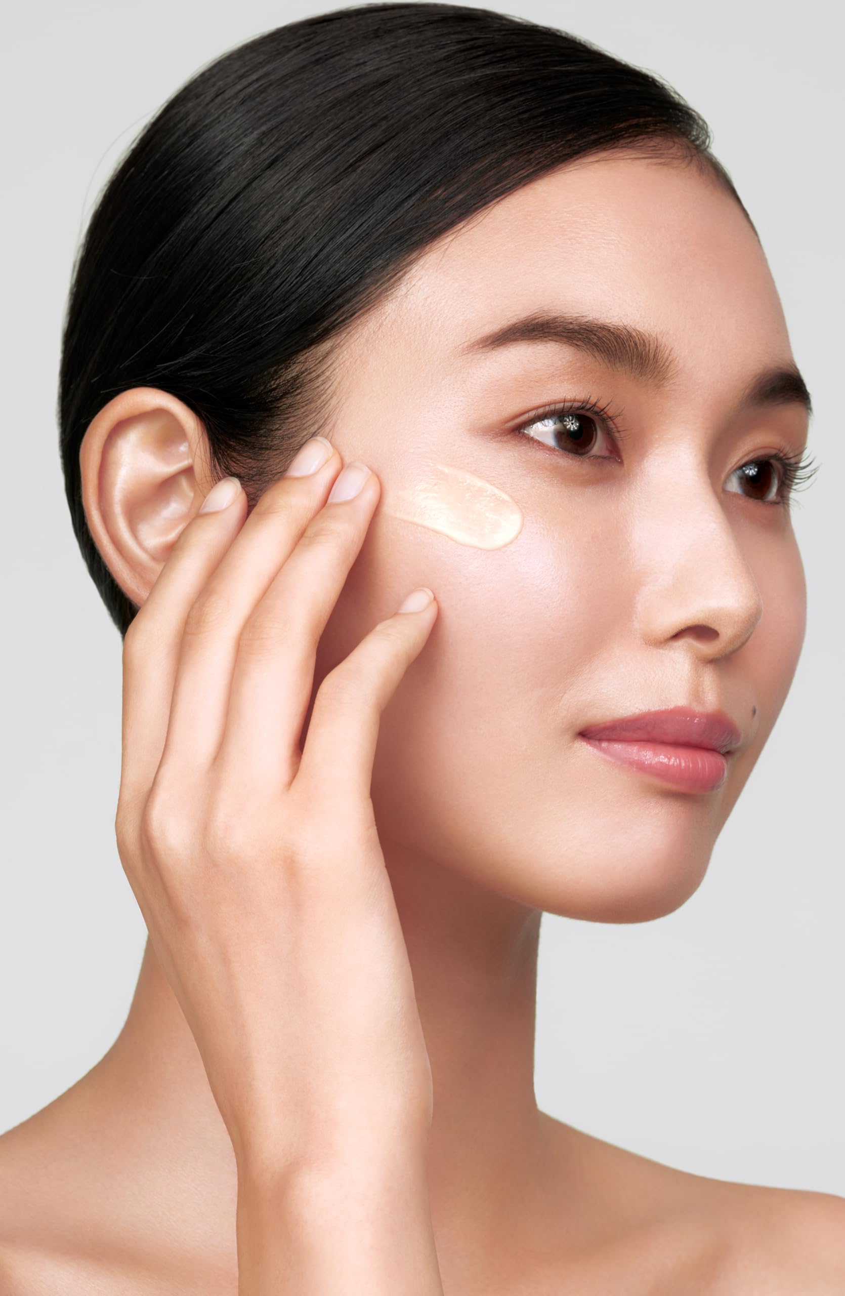 Cl%C3%A9 de Peau Beaut%C3%A9 Smoothing