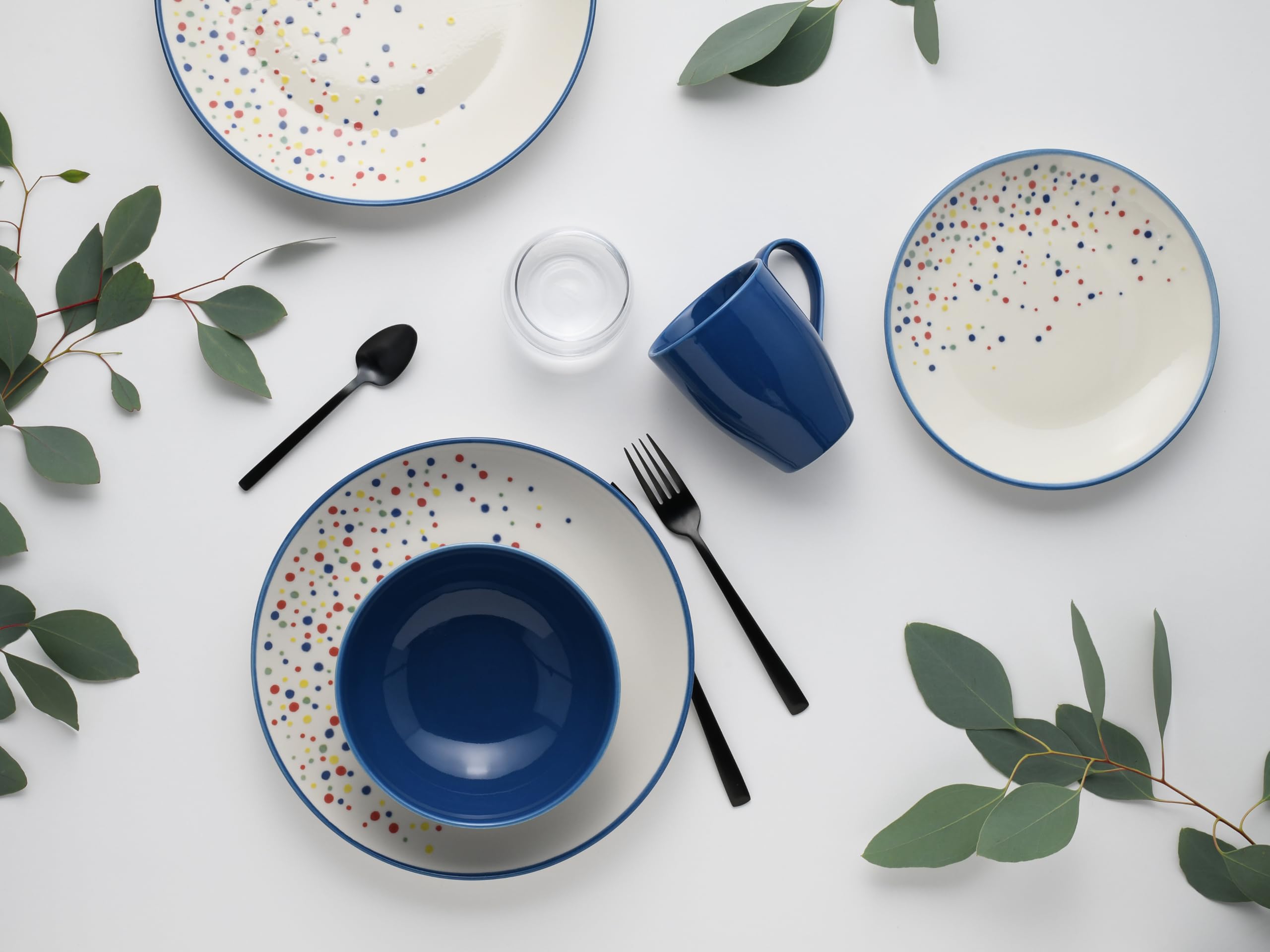 CreaTable, 24183, Serie Joy Dots Blau, 16-teiliges Geschirrset für 4 Personen, Kombiservice aus Steinzeug, spülmaschinen- und mikrowellengeeignet, Qualitätsproduktion