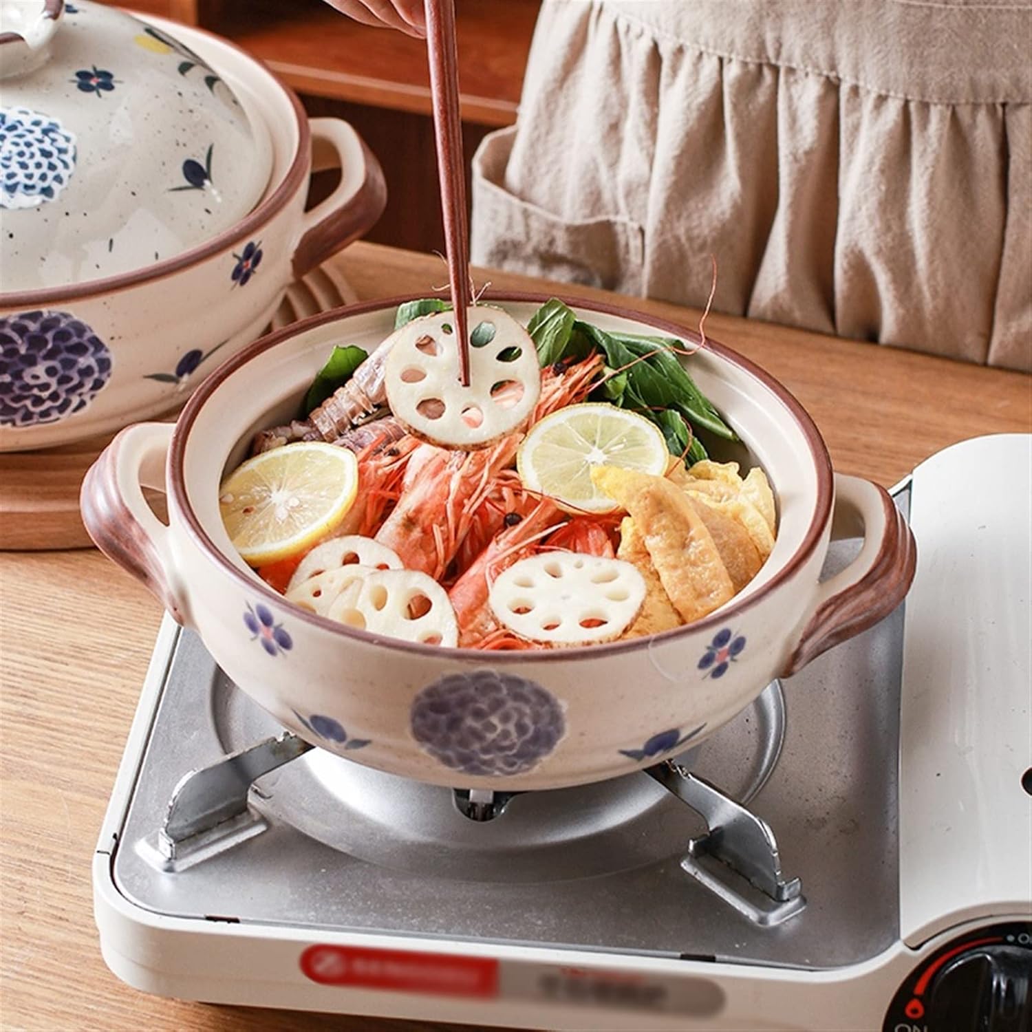 Ceramic Hot Pot, Round Porcelain Cooking Hot Pot with Lid and Handle, Ceramic Casserole,(Blue White,2.2L)