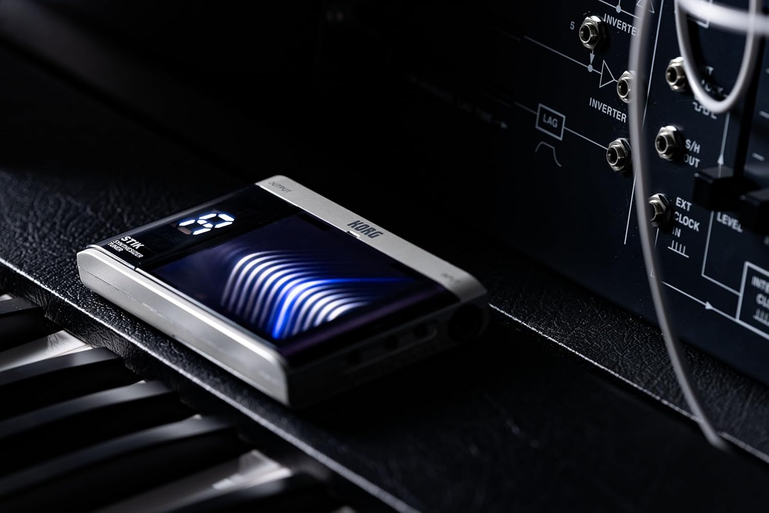 Korg ST1K Tuner for Analog and Modular Synthesizers w/ 3D Visual Meter and Optimized Circuitry