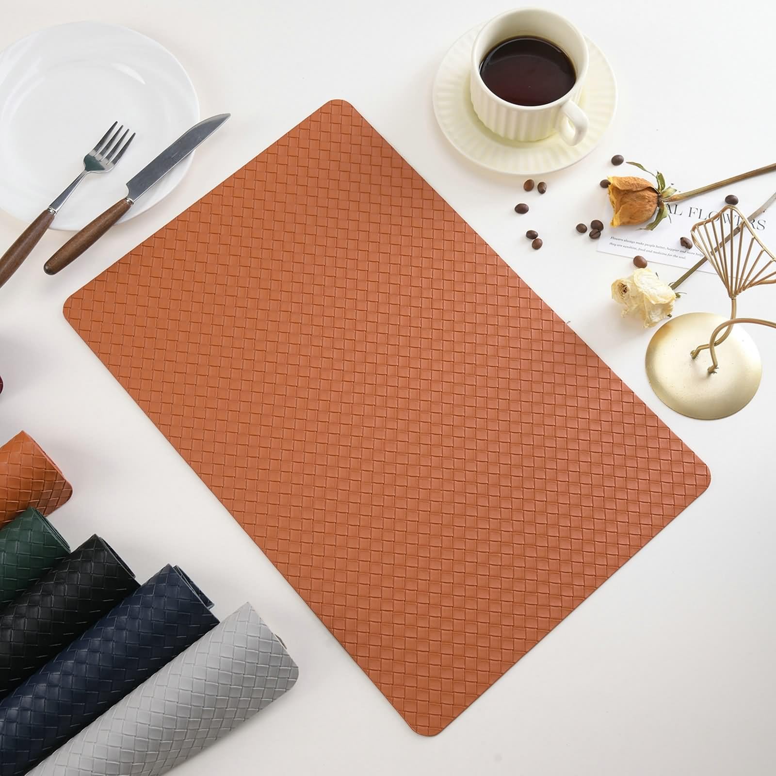 Set di 6 Tovagliette Pranzo Moderne, Tovaglietta x Colazione Pelle 30x45cm Rettangolo con Motivo a Reticolo Arancione