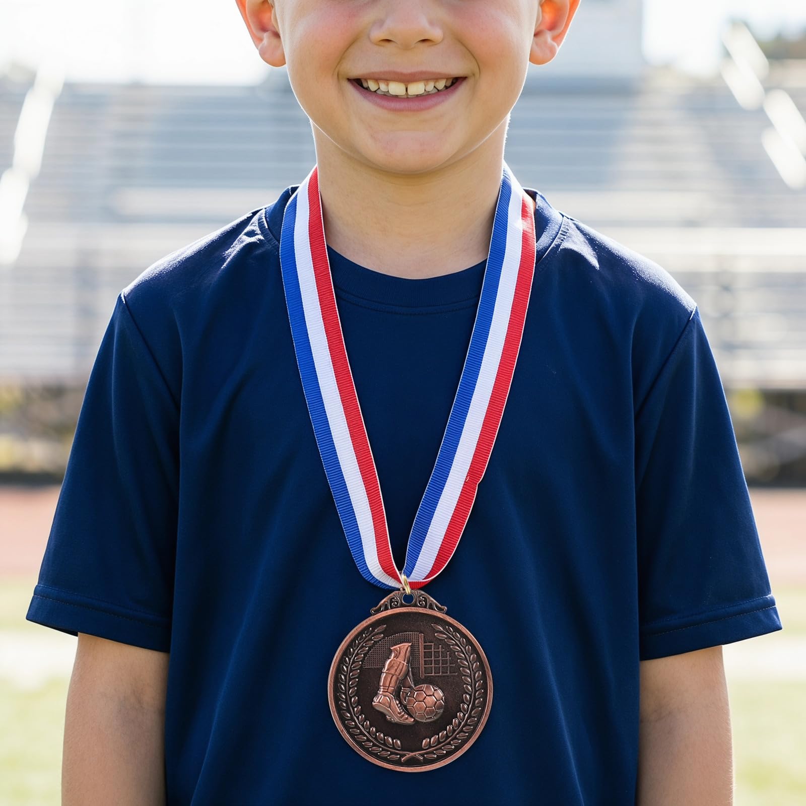 Kisangel 12 medallas de fútbol Juvenil, Premio Dorado para Partidos de fútbol, ​​medallas de participación, premios para el día del Deporte, trofeos para torneos Deportivos, Regalos para los