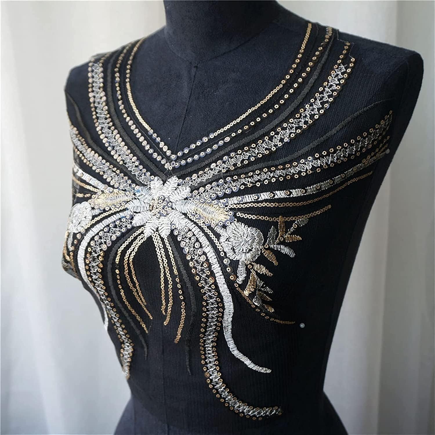 Appliqué Decorativi per Abiti da Cerimonia, Nappa con Paillettes Tessuto di Pizzo Nero Colletto a Fiori Abito