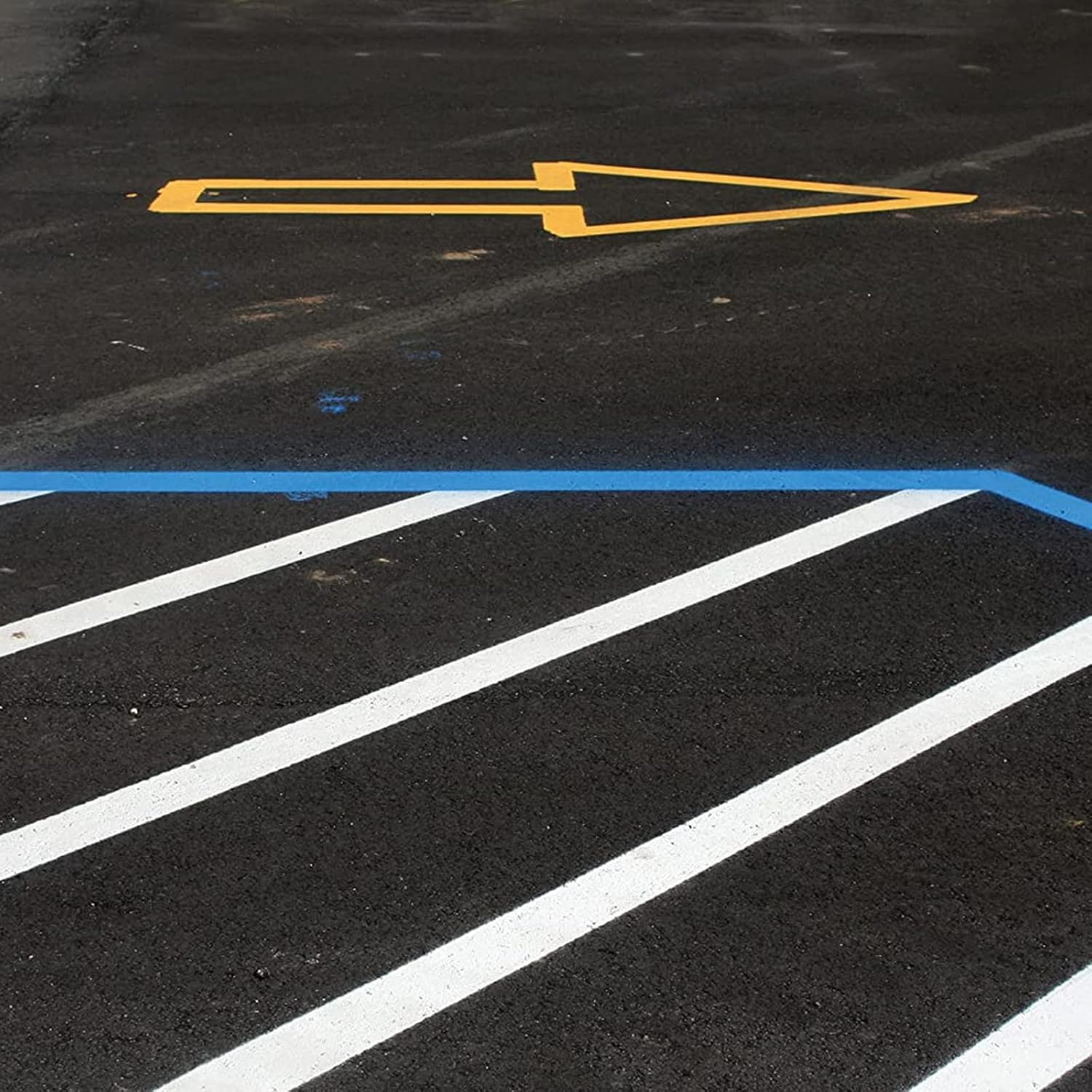 Lane Marking Applicator, Multifunction Line Marking Machine, Paint Line Striping Equipment for Schools, Sports Surfaces, Factory Marking Works with Road or Grass Marking Paint