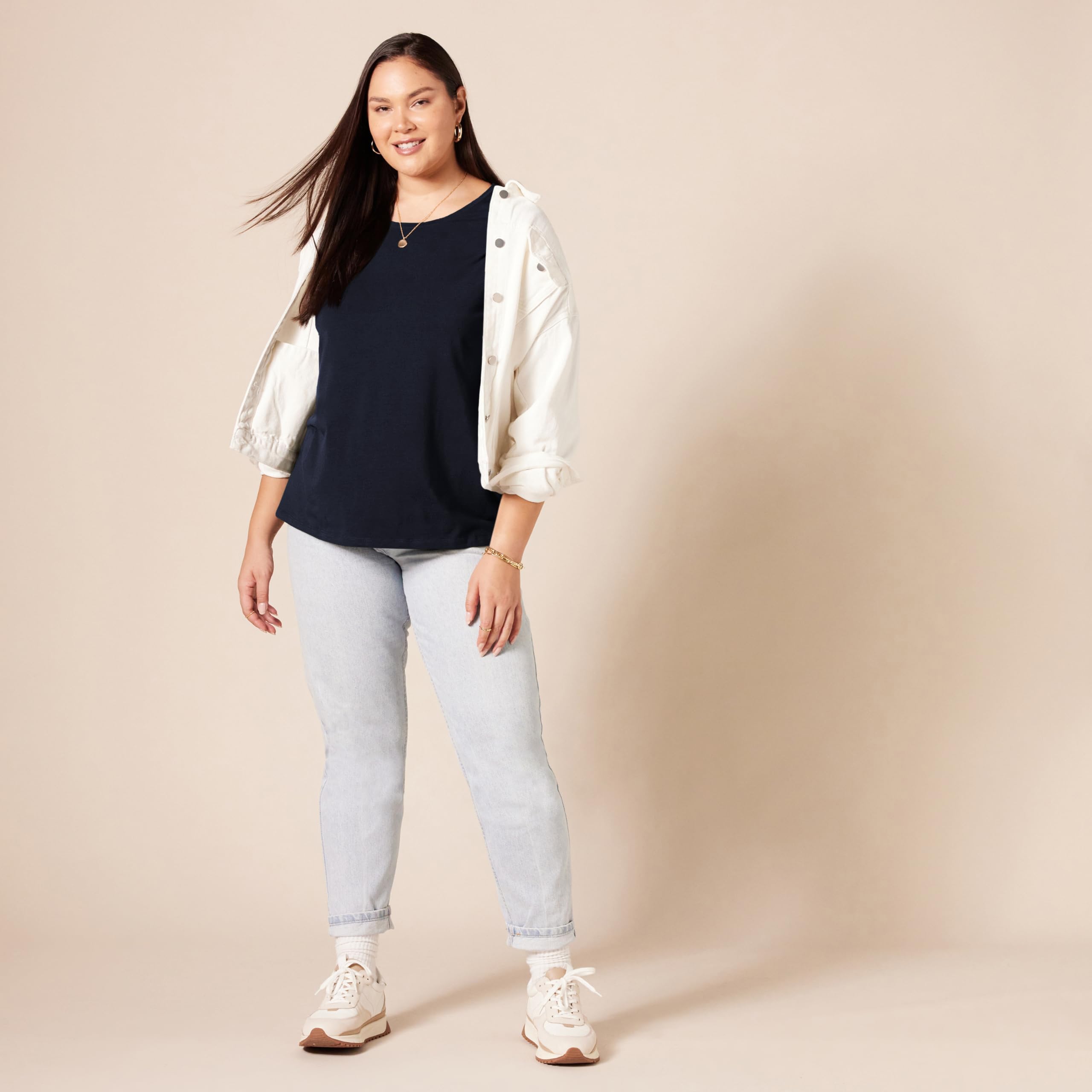 Amazon Essentials Women's Regular-Fit Short-Sleeve Crewneck T-Shirt