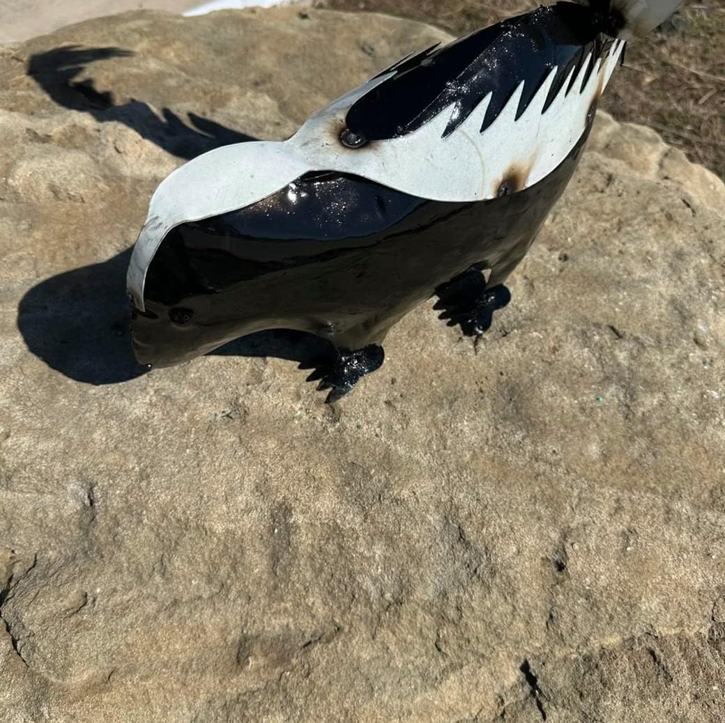 Generic Metal Skunk Figurine - Handmade Indoor/Outdoor Statue