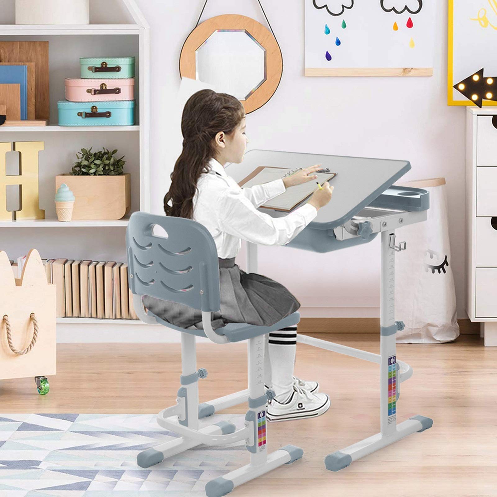 In hoogte verstelbaar bureau met wielen en opbergruimte, kantelbaar