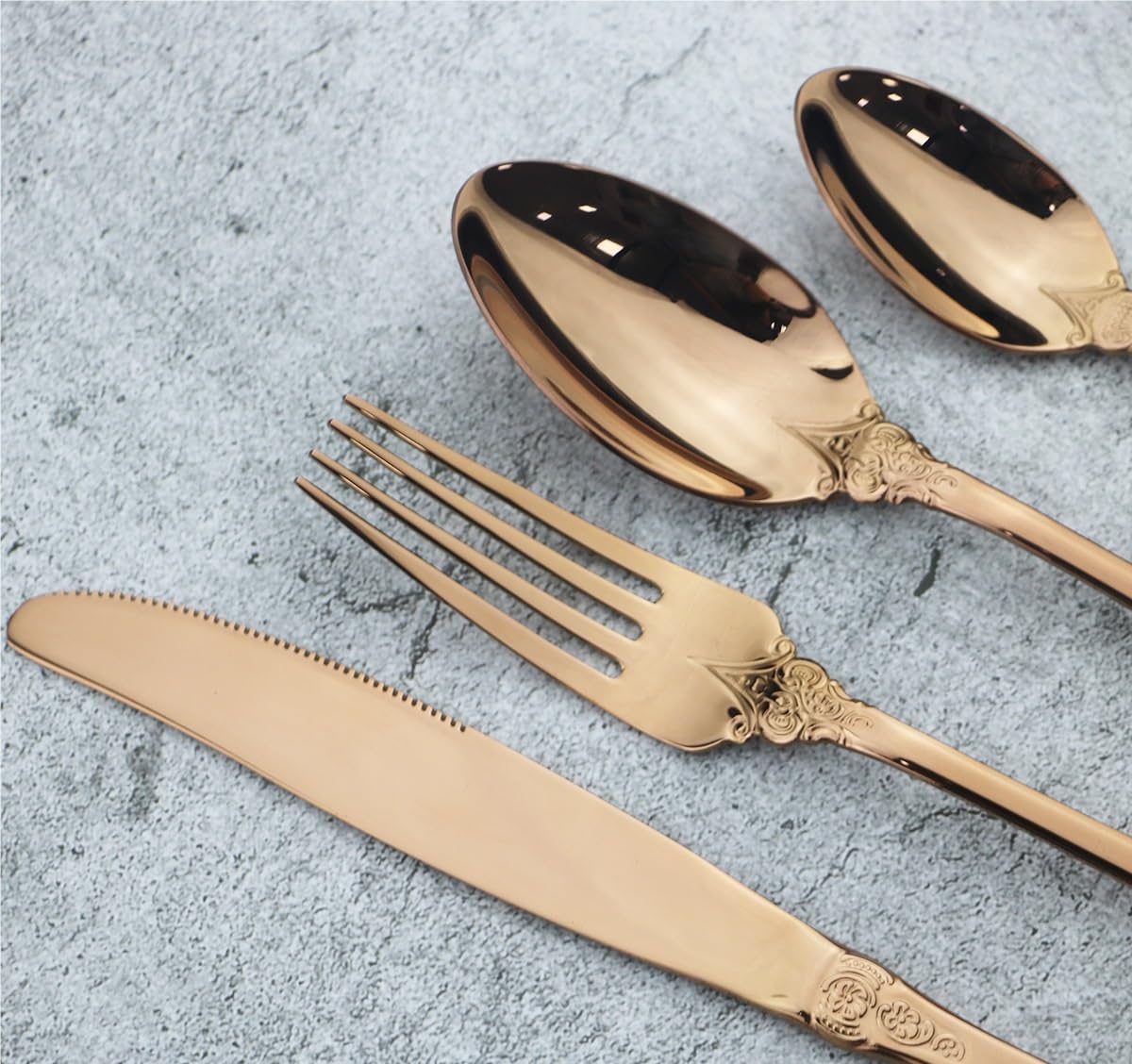Besteck- und Essbesteck-Set, 4/16/24/32/40/48-teiliges Palace-Geschirrset, Retro-geprägtes Geschirr, kreatives goldenes Geschirrset, Messer-, Gabel- und Löffelset,Rose Gold-4Set16Pcs