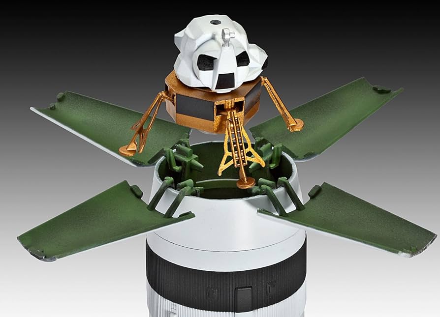 レベル 1/96 　アポロサターンV型　Revell　ハセガワ プラモデル ドイツ レベル 1/96 アポロ サターン V Apollo