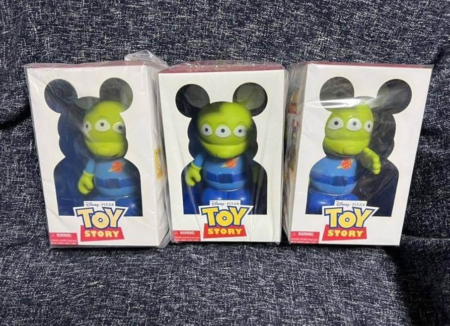 David Millerの海底のイルカの作品