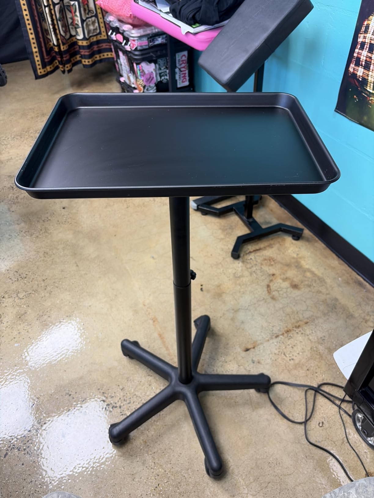 DEER BEAUTY Salon Tray on Wheels - Premium Aluminum Tattoo Tray Rolling Trolley - Adjustable Salon Service Rolling Tray Hairdresser Cart with Clinic Spa Rolling Tray Wheels (Black)
