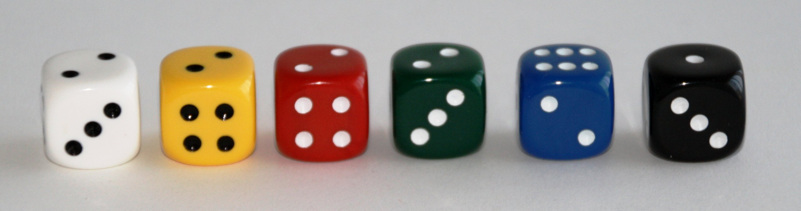 Weiblespiele Lot de 100 dés en Acrylique 18 mm Rouge Bleu Vert Jaune Noir Blanc
