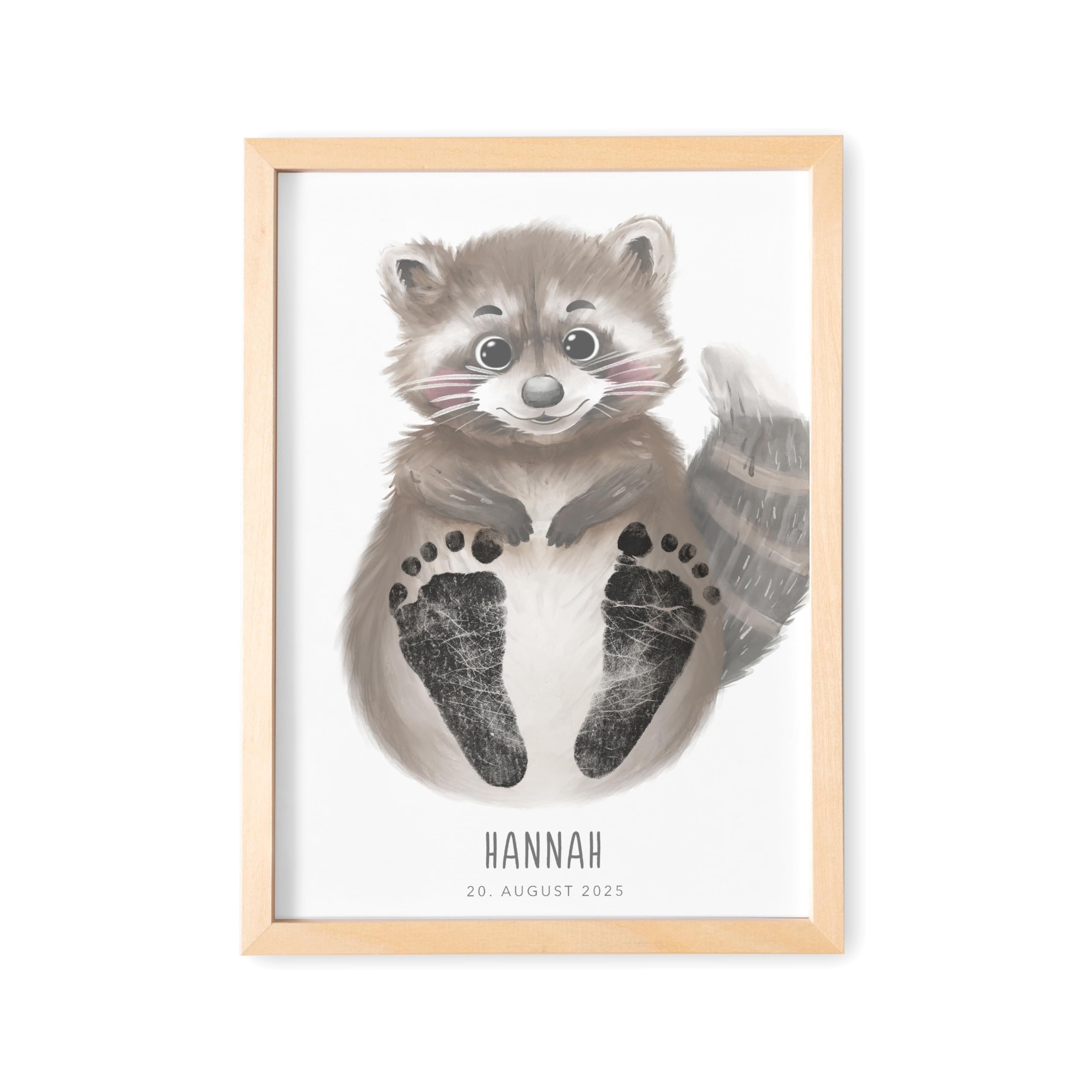 DEL MÀ Unique & Personal Fußabdruck Baby Tierbild personalisiertes Waschbär Bild für Babyzimmer Deko Kinderzimmer Neugeborenen Geschenk zur Geburt (OHNE FARBE | DIN A4)