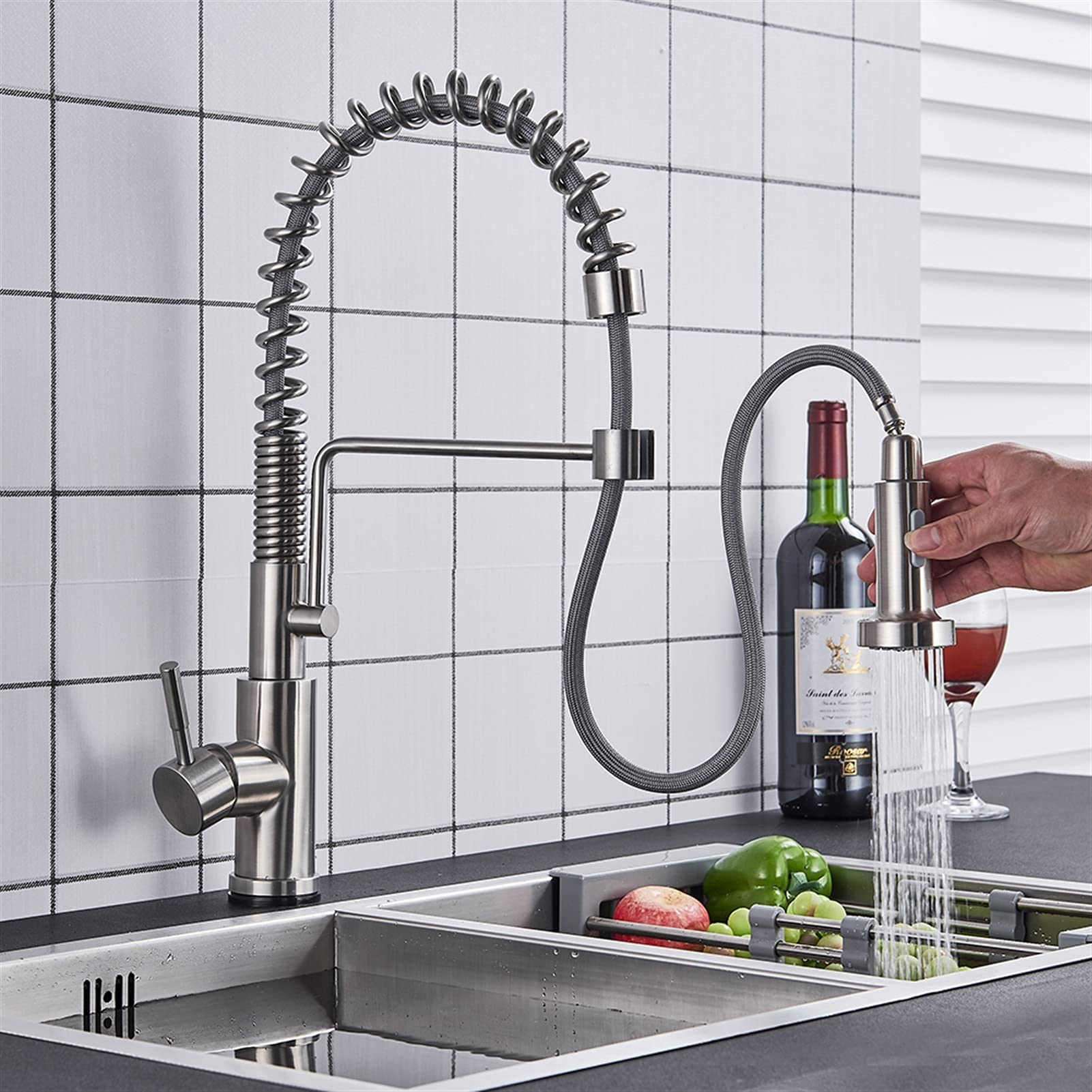 Mitigeur de cuisine à capteur extractible en acier brossé facile à installer