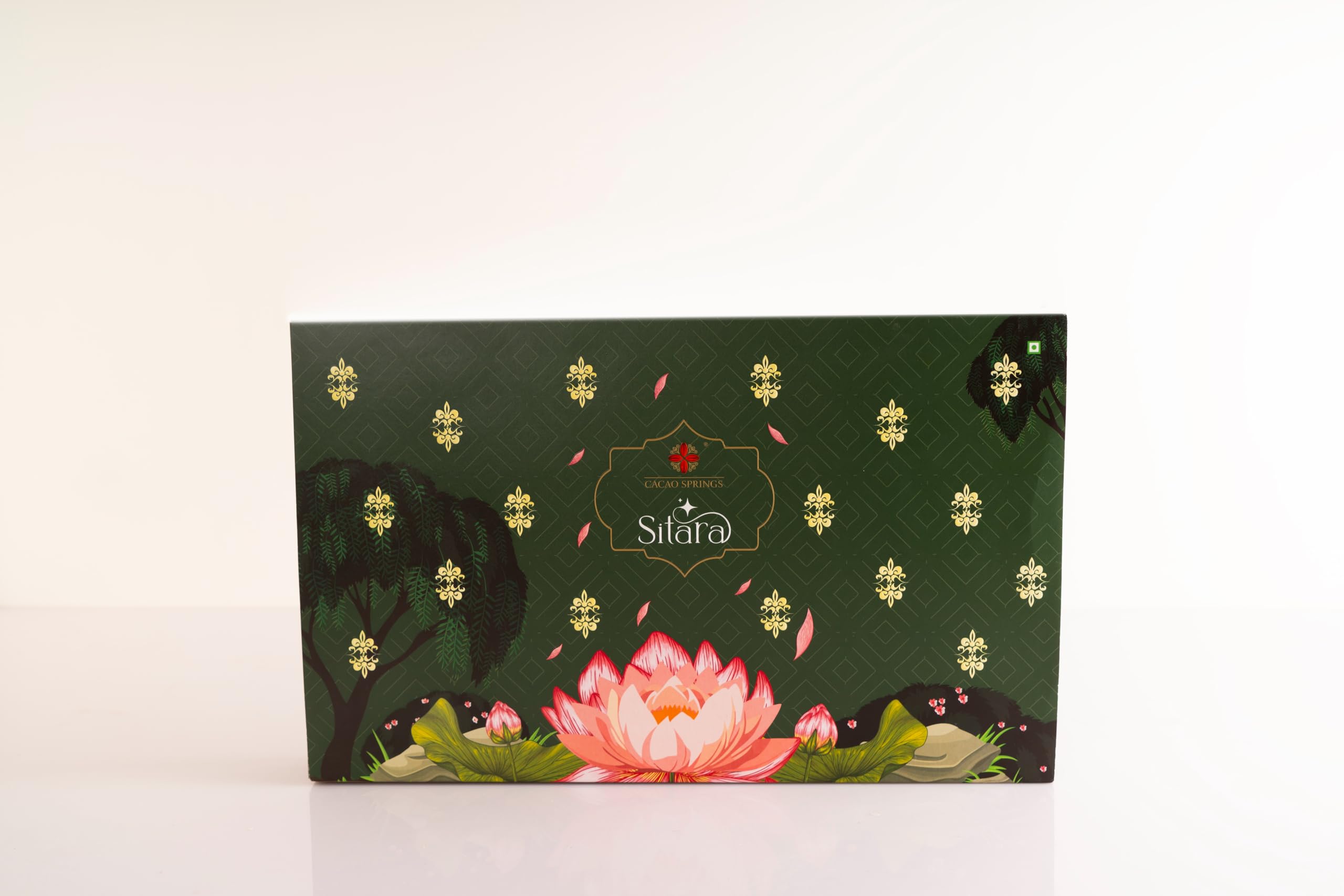 Cacao Springs Sitara Gift Hamper of Praline Dragees & Brittles with Dark/Milk Chocolate - Pack of 6