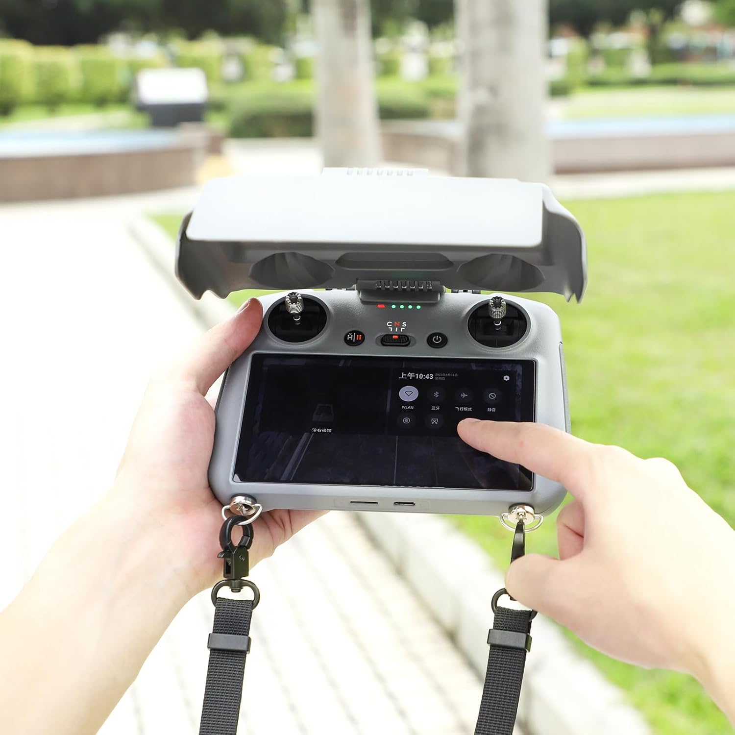 Mini 4 Pro RC 2 Controller Sun Hood Cover for DJI Mini 4 Pro Accessories, 2 in 1 RC 2 Joysticks Protector for DJI Mini 4 Pro/Air 3 Drone, Mini 4 Pro RC 2 Controller Screen Protection