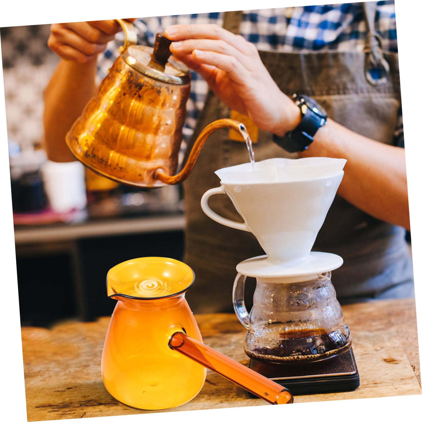 NAMOARLY Heat-resistant Glass Pitcher Maker's Tool 450ml Amber Coffee Beverage Jug Tea Cup