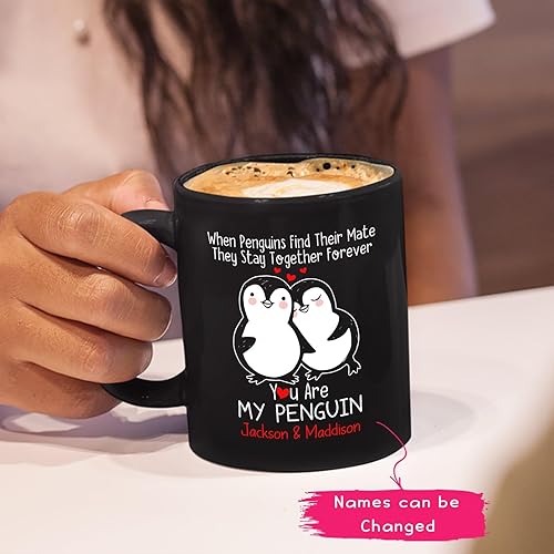 Miniatura 2 de Taza de café personalizada para parejas de pingüinos con nombres, tazas de pingüinos, taza de cerámica personalizada para parejas, taza de té de