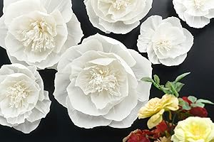Letjolt's White Delights: A Floral Symphony for Walls and Events