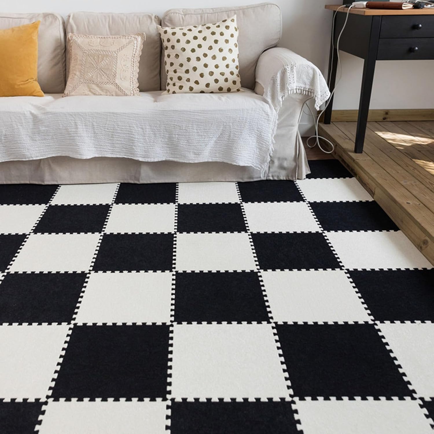 LNNNW Miękka Pluszowe maty puzzle Mata podłogowa z krótkim włosiem, 12 sztuk, mata podłogowa z pianki, dywanik z wyrzynarką, nadająca się do krojenia(Black+White)
