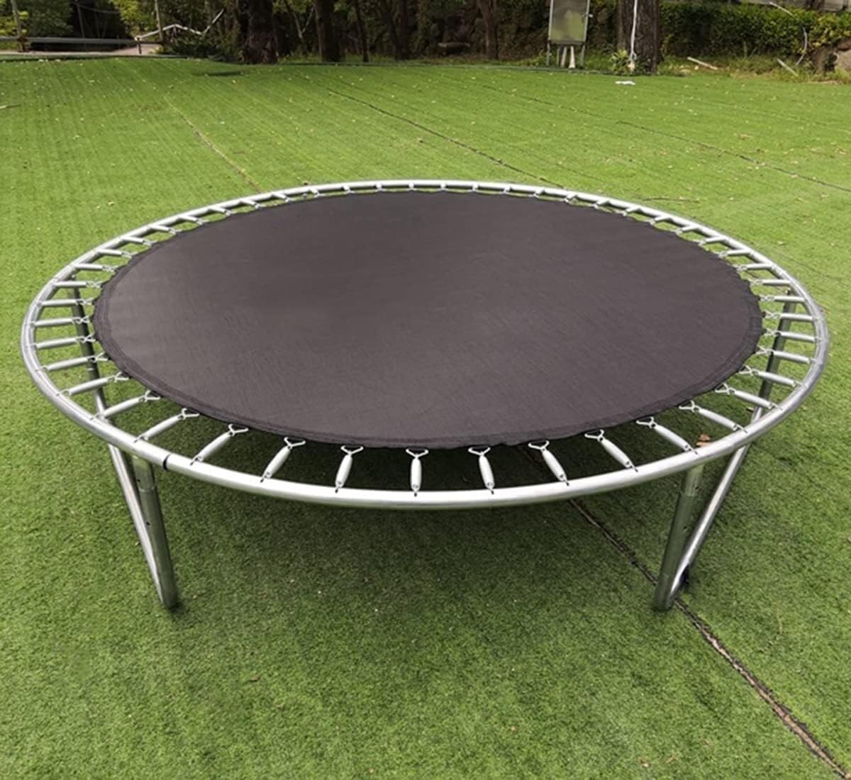 Tappetino di ricambio per tappeto elastico da 1,8 m a 4,8 m, tessuto resistente con fibbie triangolari, perfetto per divertimento e sicurezza all'aperto, compatibile con la maggior parte dei