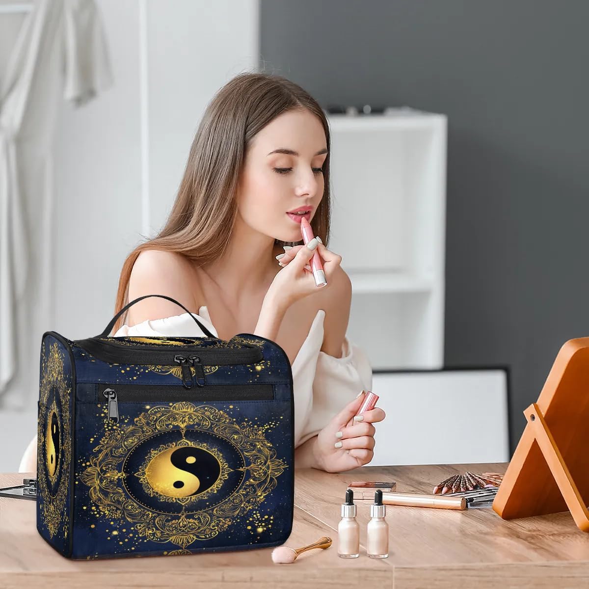 Tai Chi Yin Yang Travel Toiletry Bag for Women Men Large Capacity Hanging Makeup Bag Dopp Kit Shaving Bag for Toiletries Cosmetics Organizer