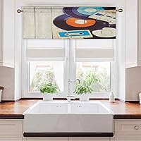 Vista 3 de Cortinas de cenefa, 36 pulgadas de ancho x 18 pulgadas de largo, discos de gramófono y casetes de audio antiguos en mesa de madera, nostalgia